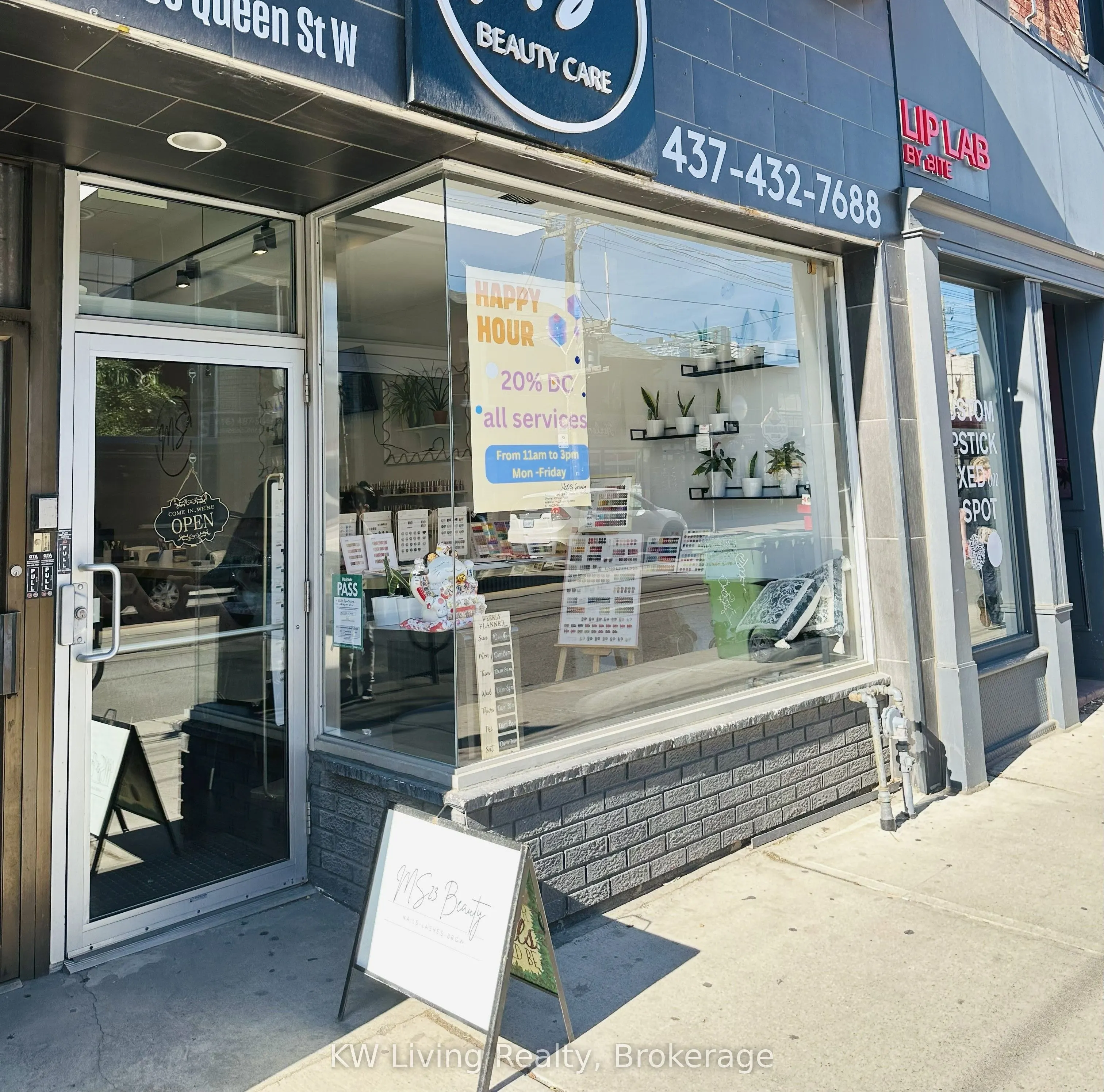 680 Queen Street W