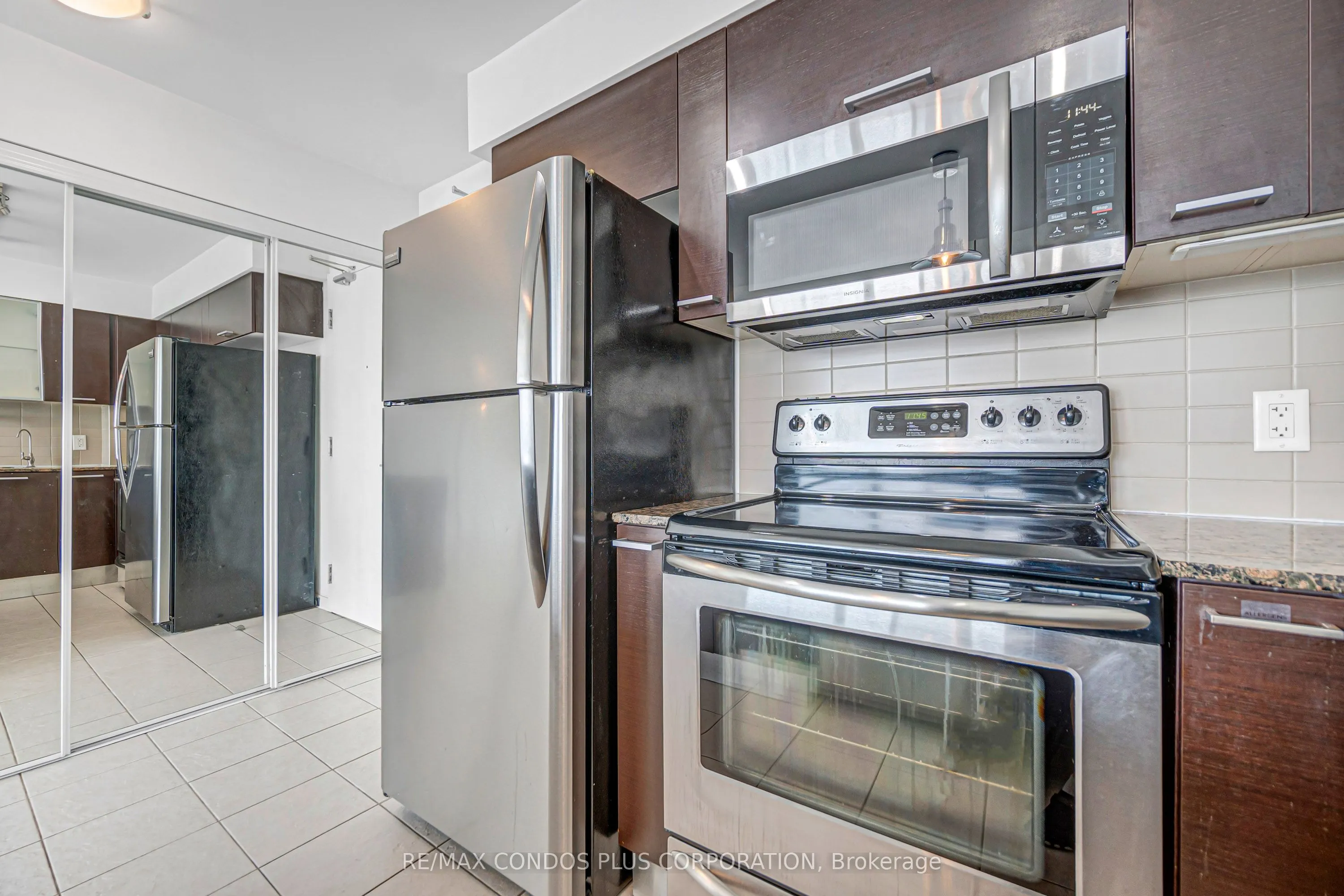 38 Grenville Street #4404