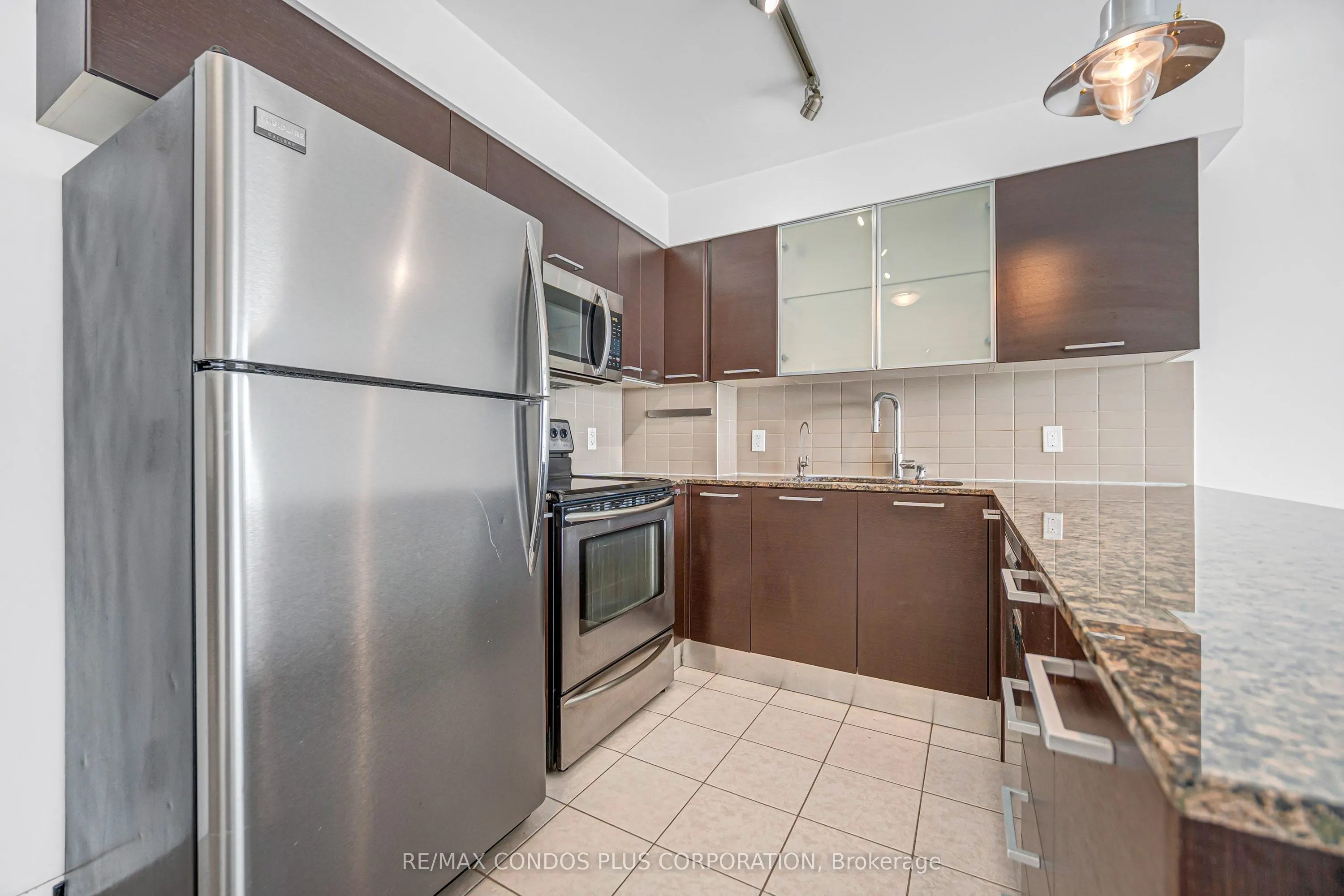 38 Grenville Street #4404
