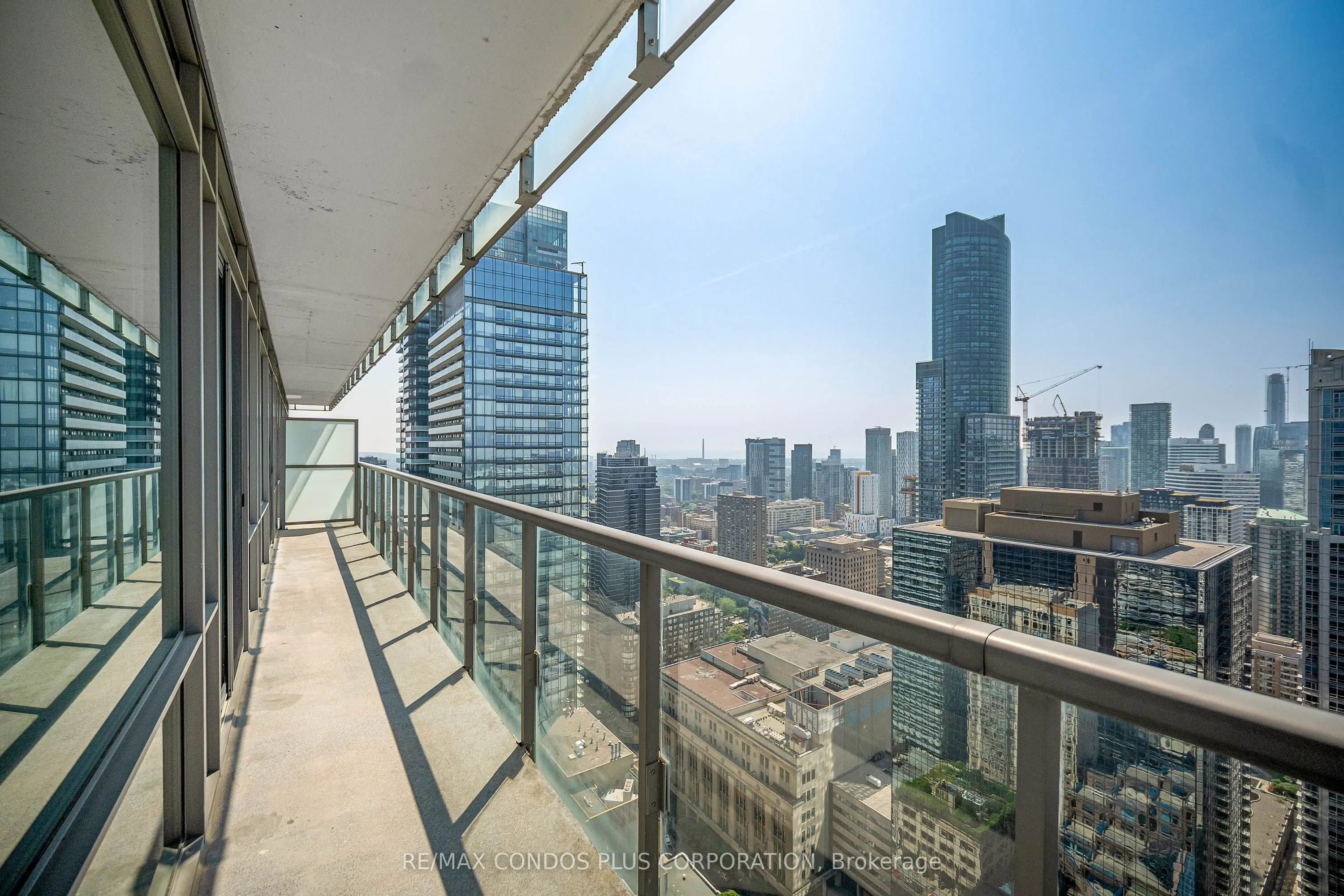 38 Grenville Street #4404