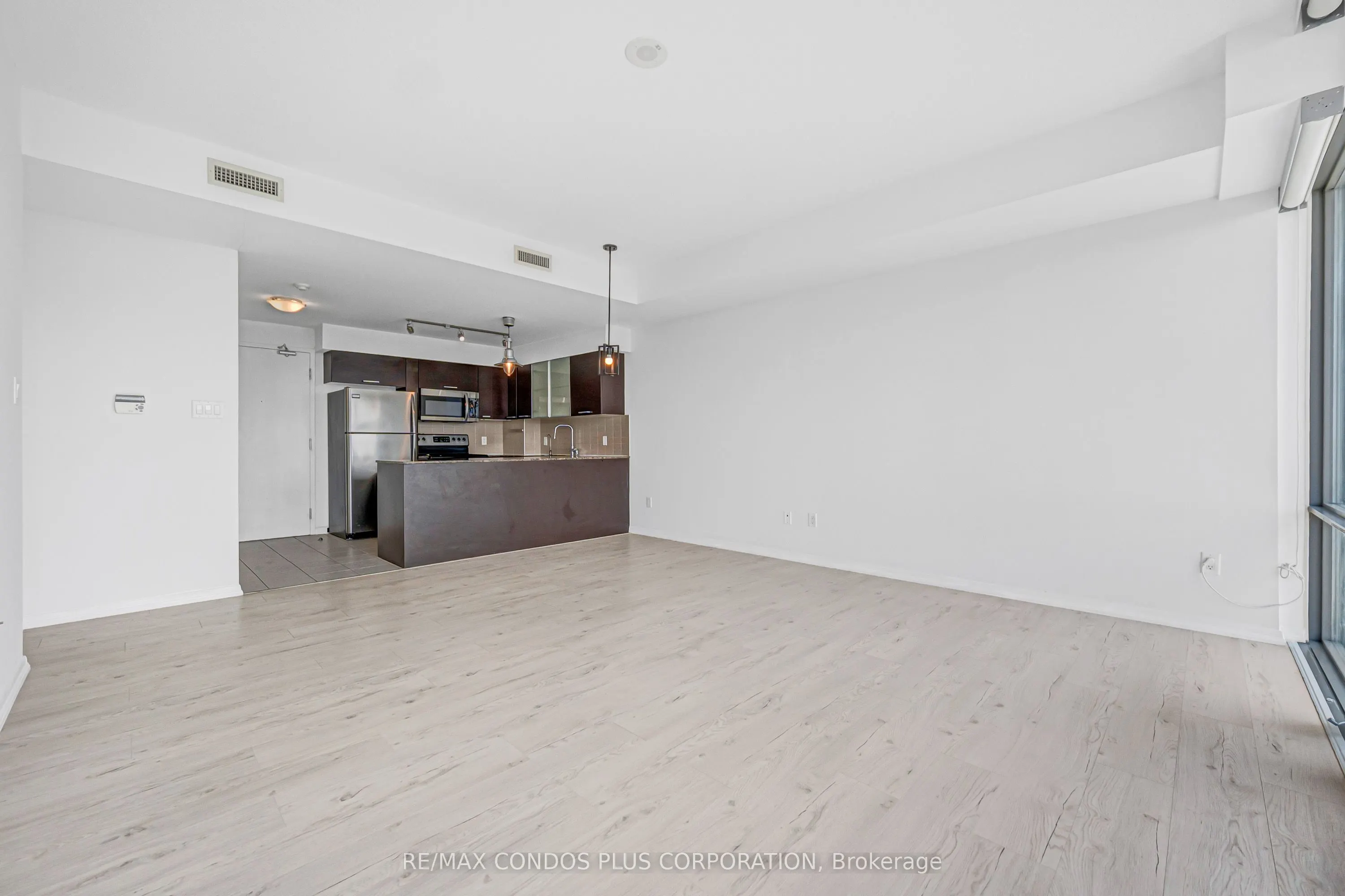 38 Grenville Street #4404