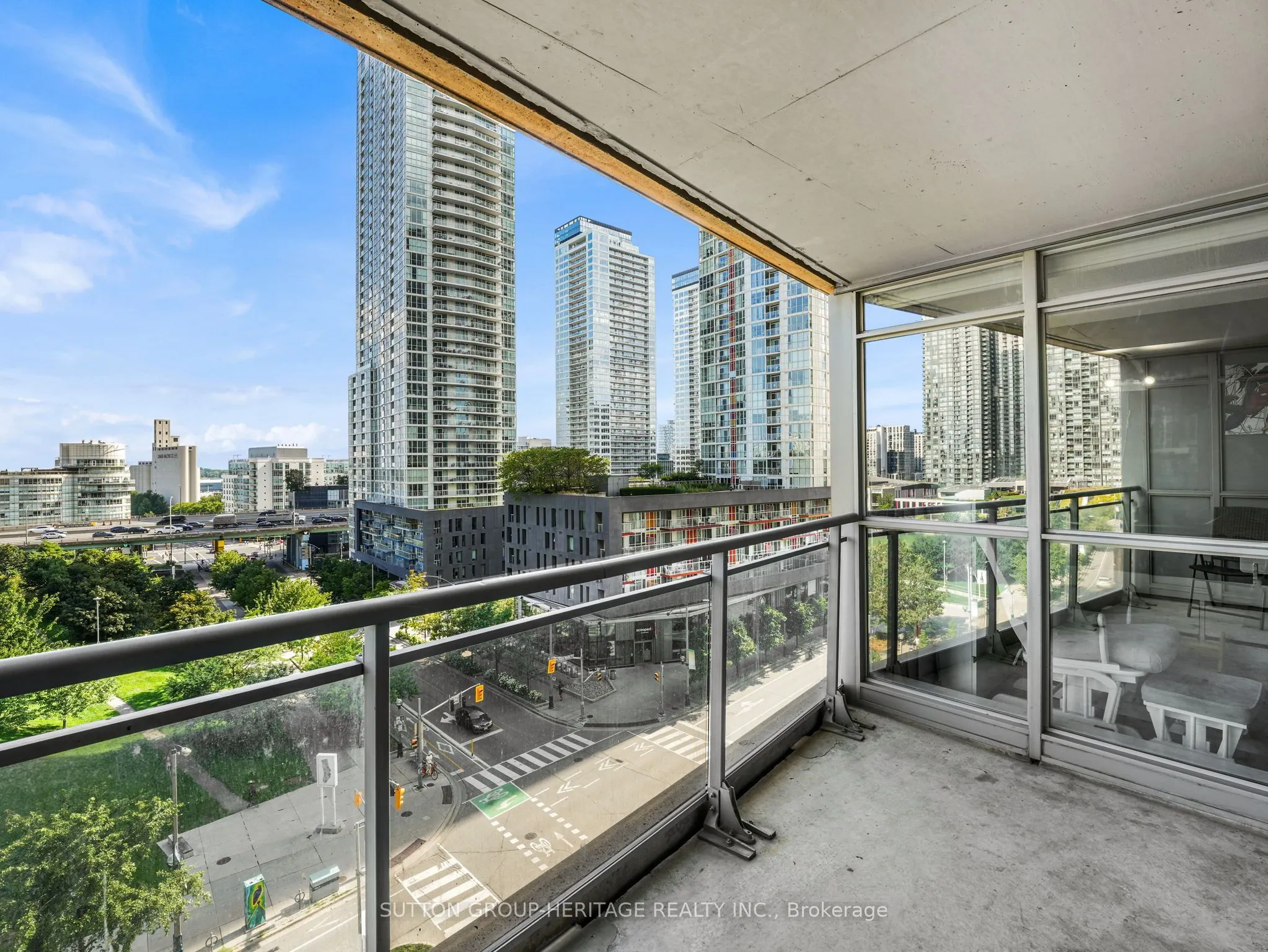 151 Dan Leckie Way #803