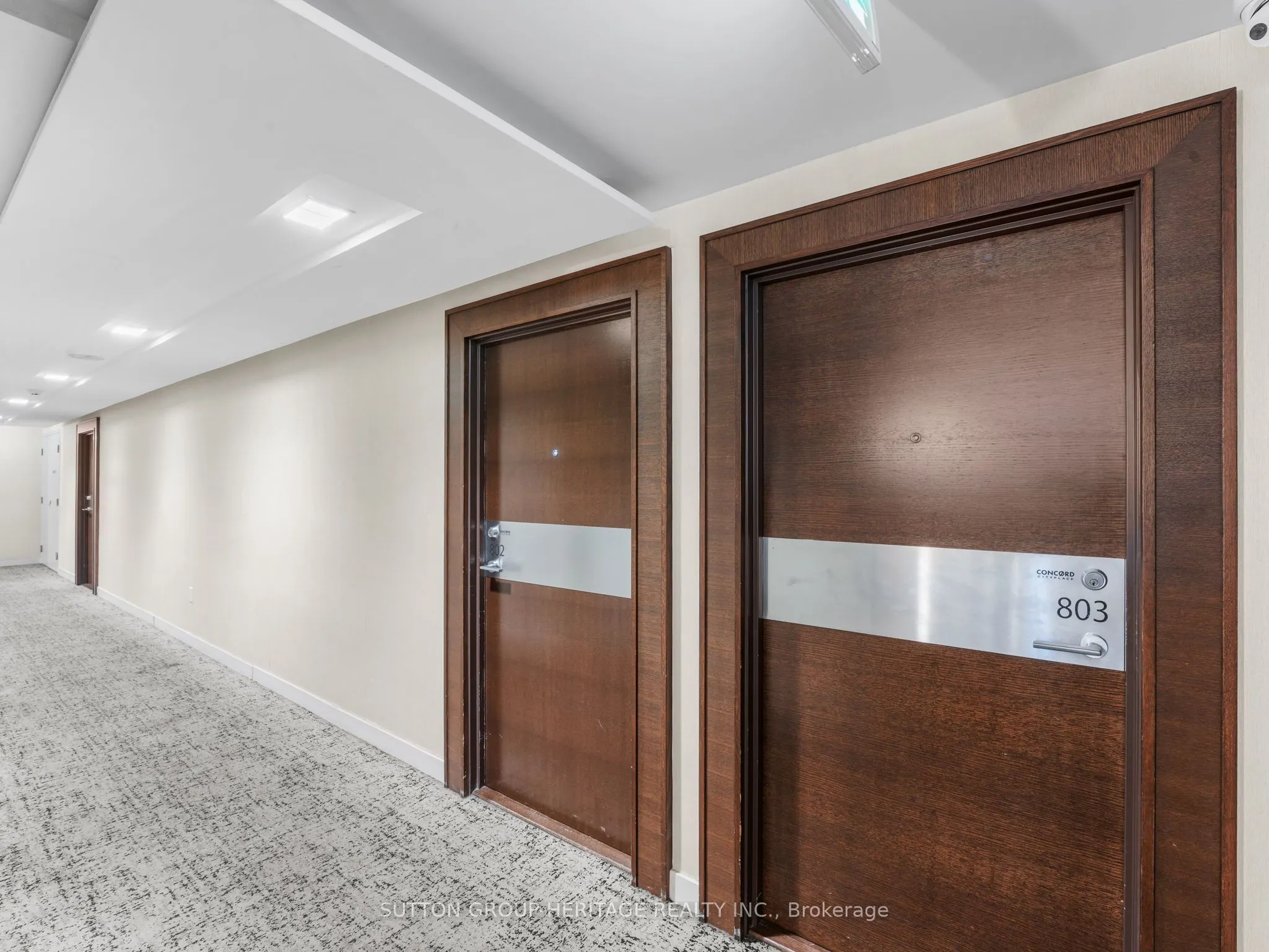 151 Dan Leckie Way #803