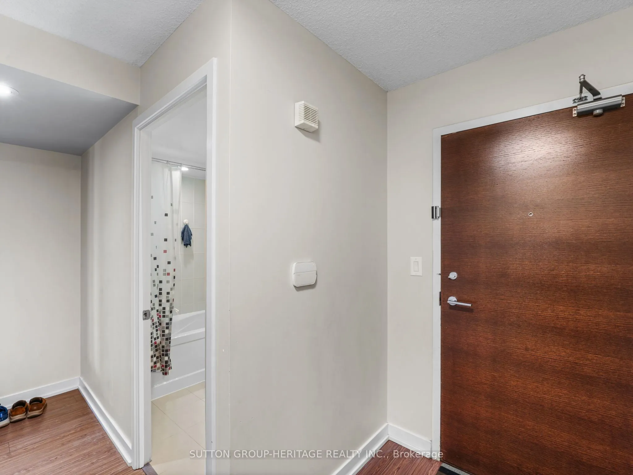 151 Dan Leckie Way #803