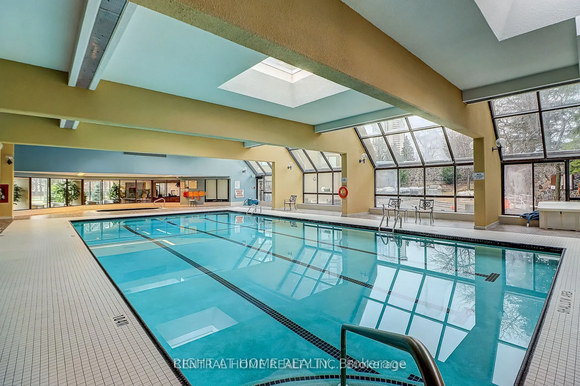 55 Skymark Drive #2703