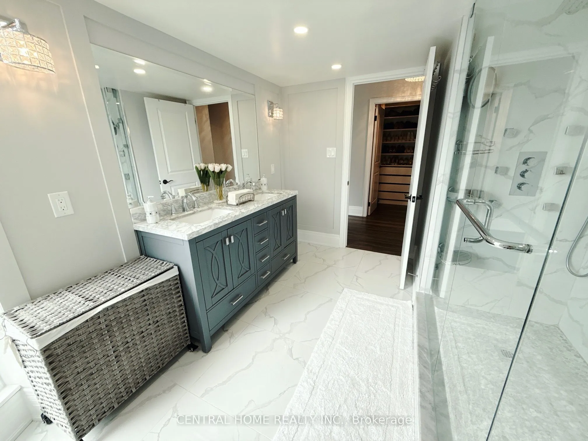 55 Skymark Drive #2703