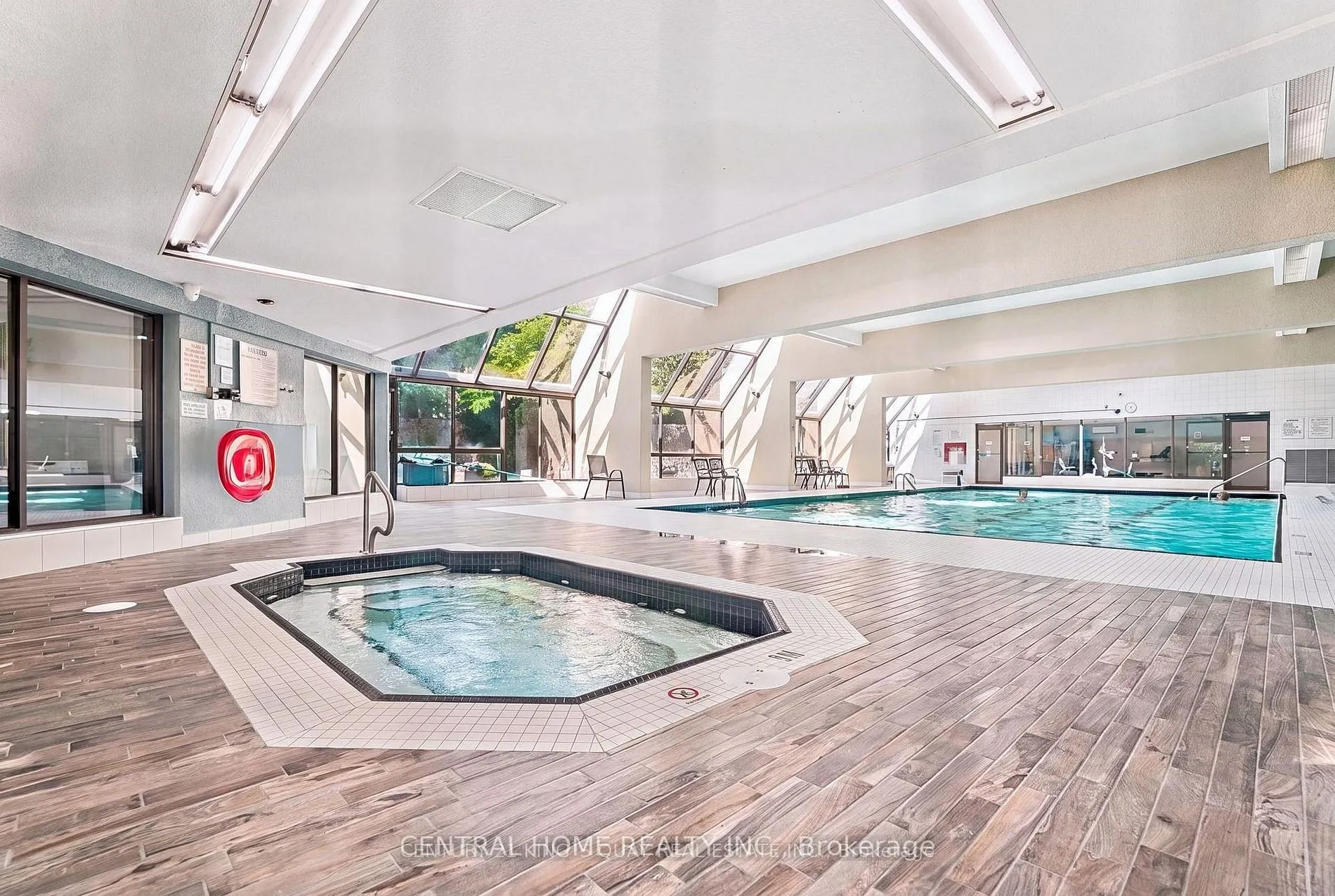 55 Skymark Drive #2703