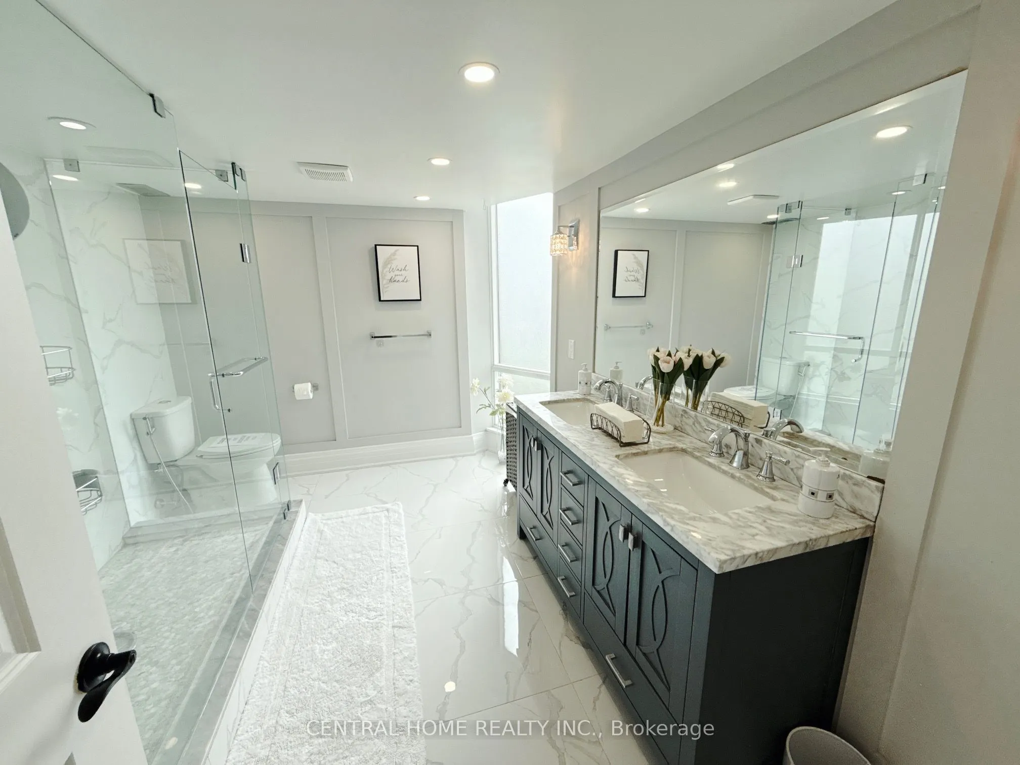 55 Skymark Drive #2703