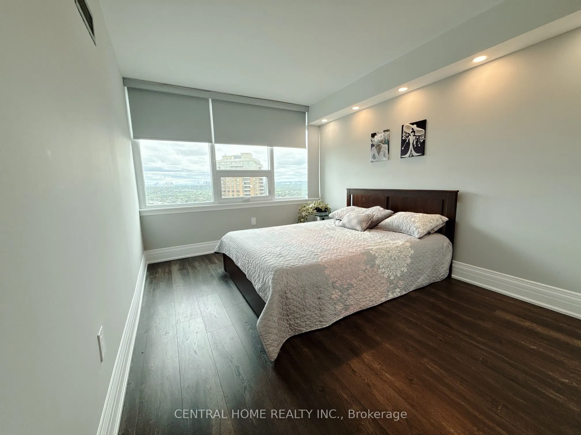 55 Skymark Drive #2703