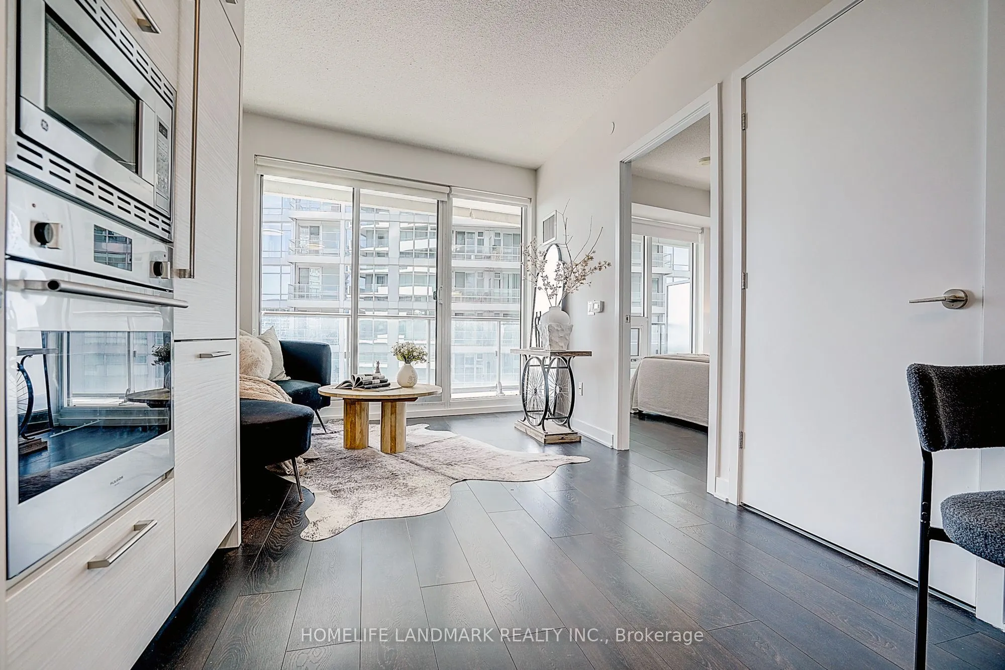 2221 Yonge Street #3304