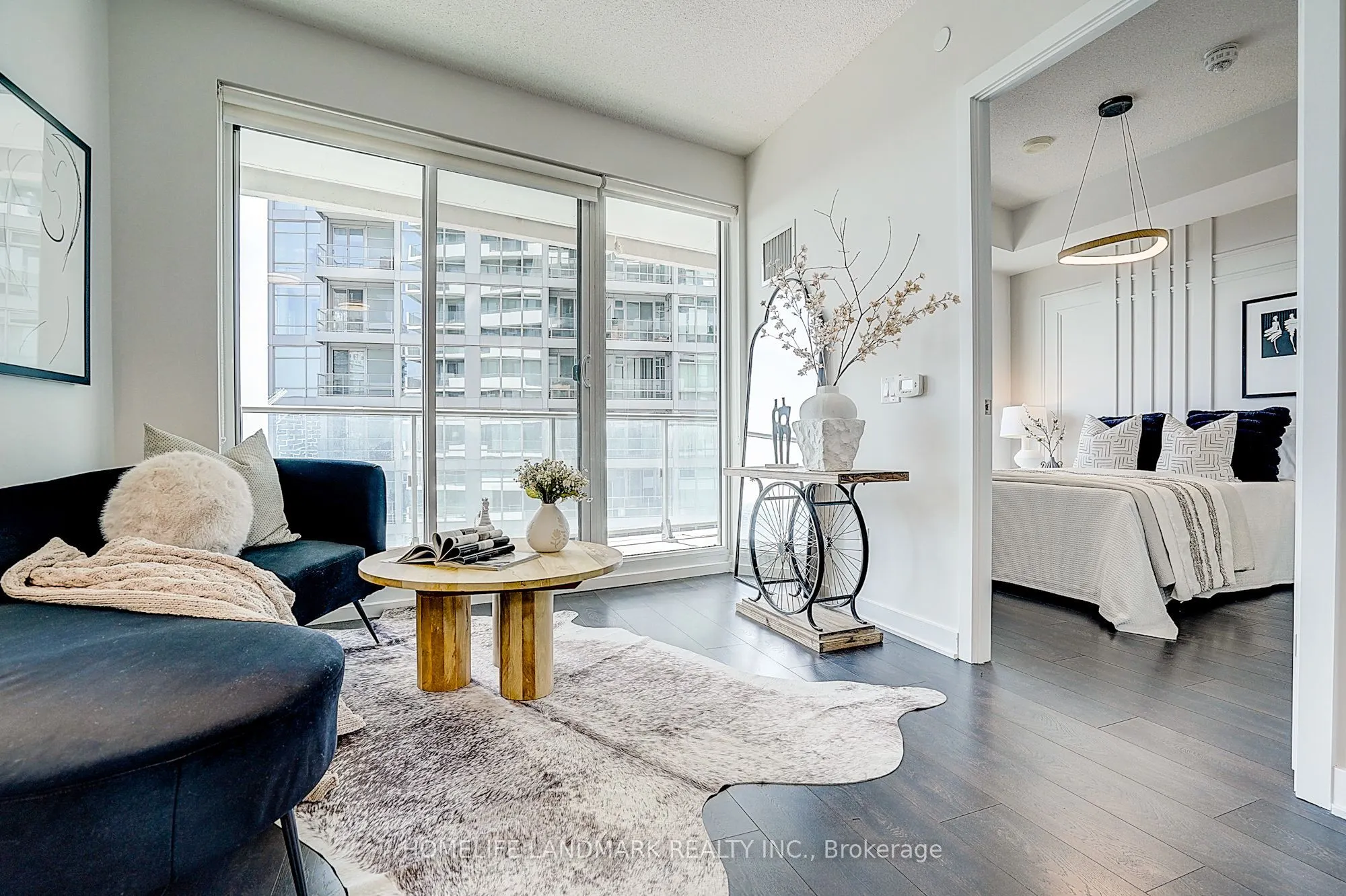 2221 Yonge Street #3304