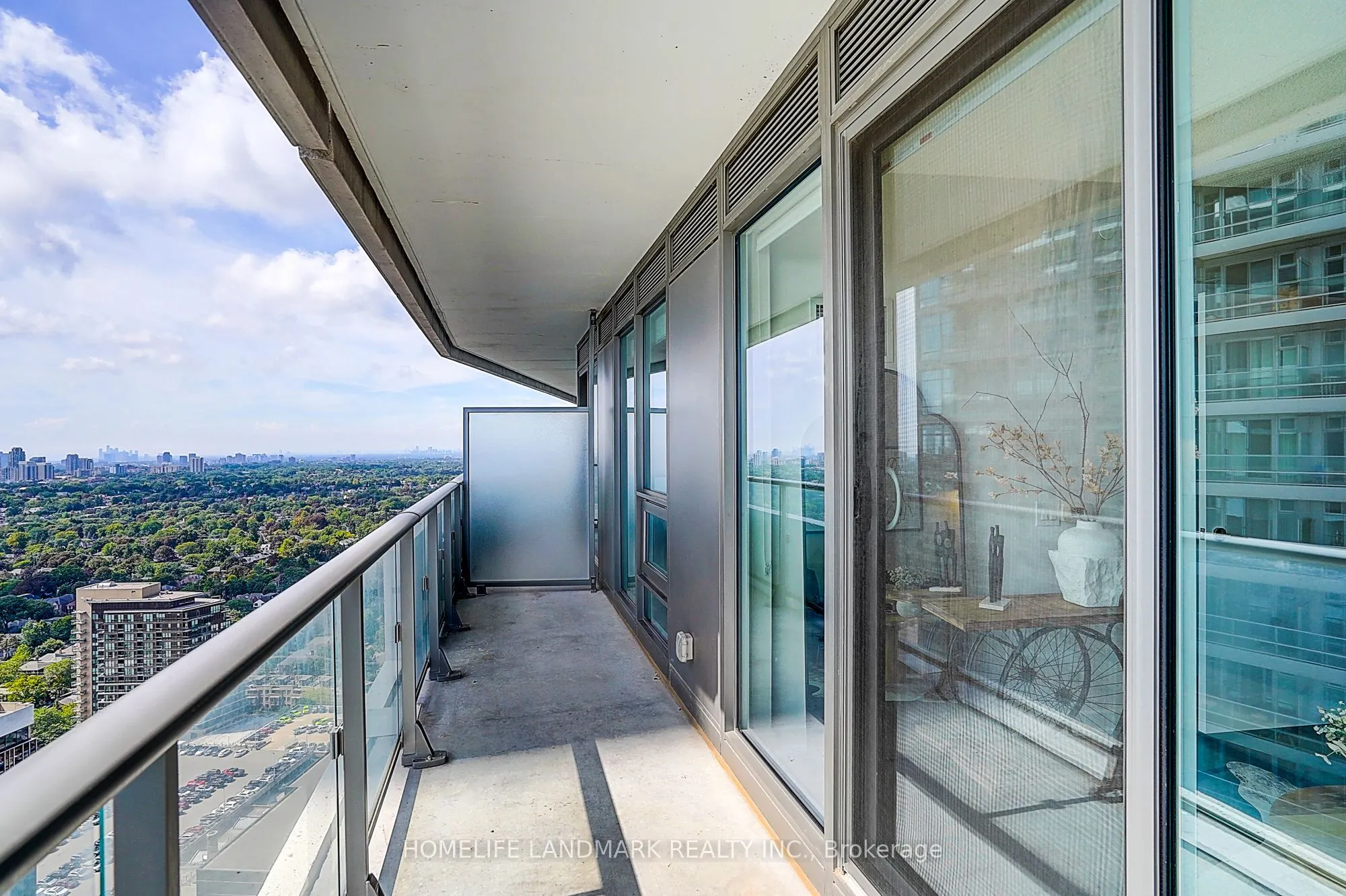 2221 Yonge Street #3304