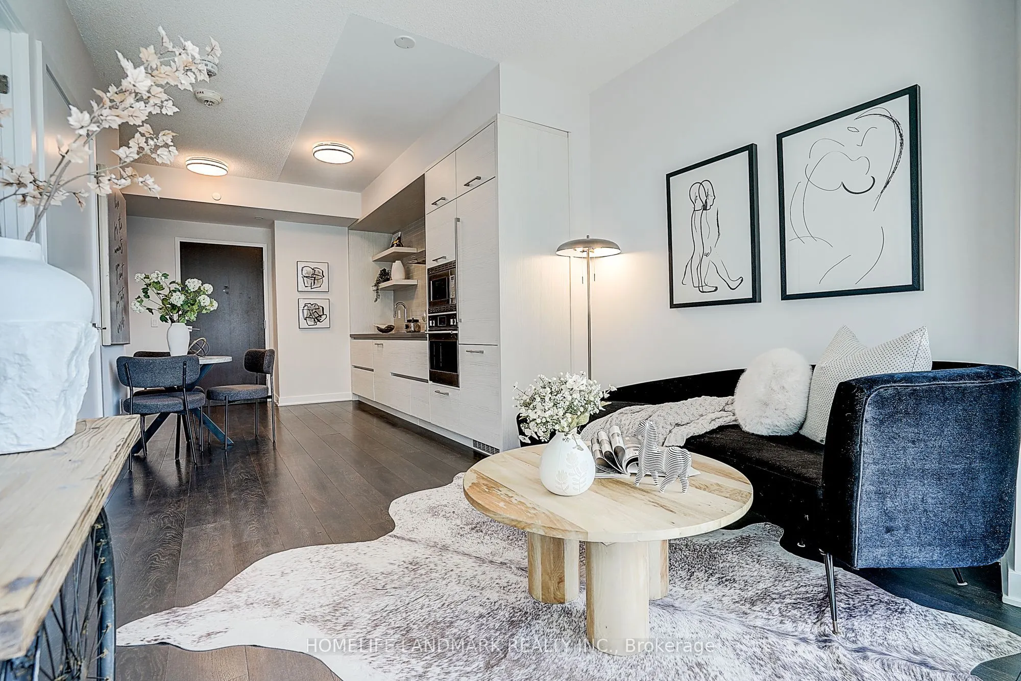 2221 Yonge Street #3304