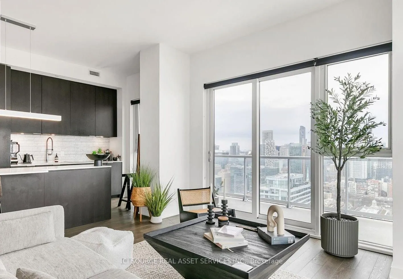 15 Lower Jarvis Street #4005