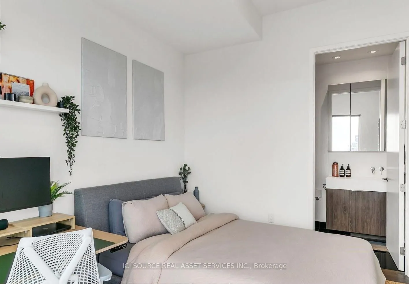 15 Lower Jarvis Street #4005