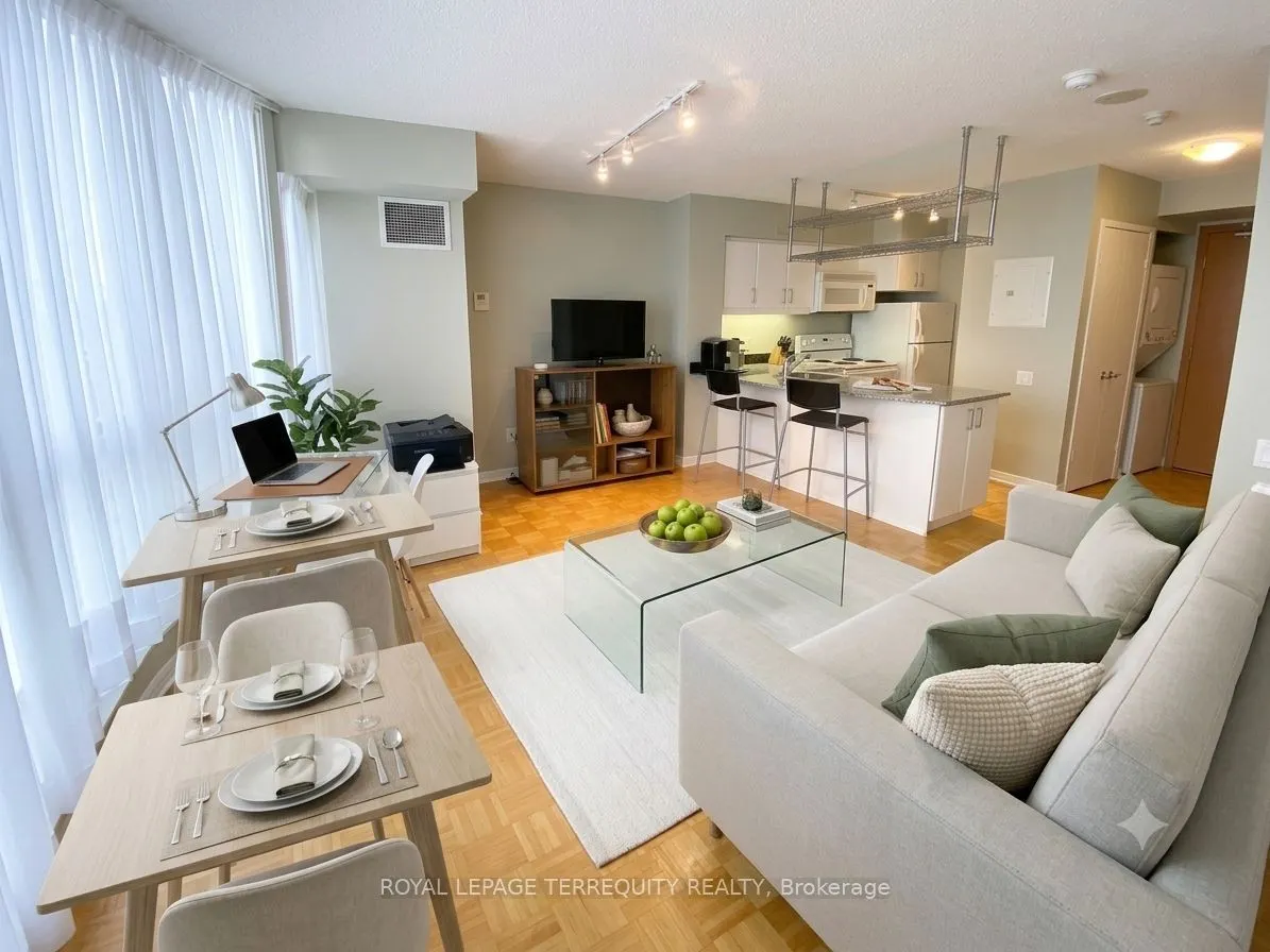 33 Sheppard Avenue E #1009
