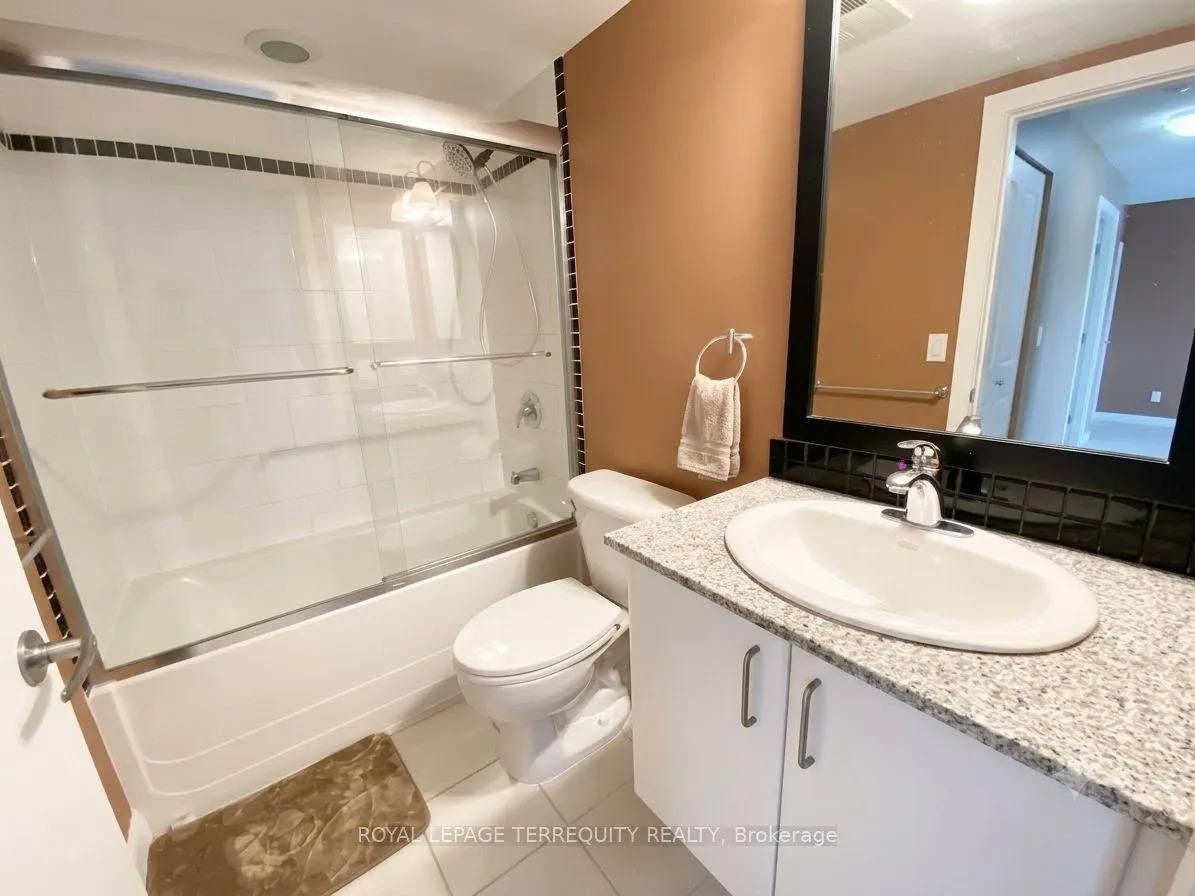 33 Sheppard Avenue E #1009
