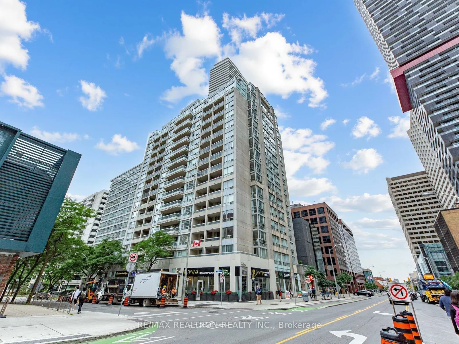 43 Eglinton Avenue E #510