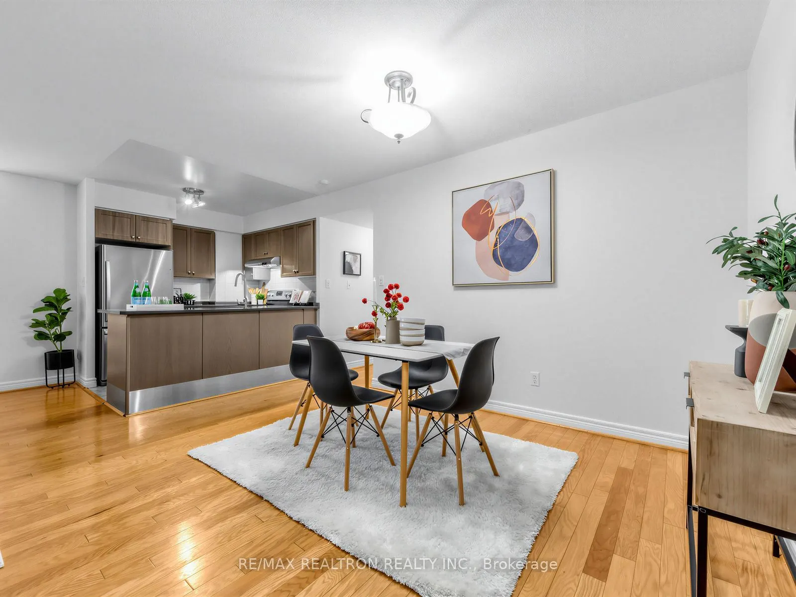 43 Eglinton Avenue E #510