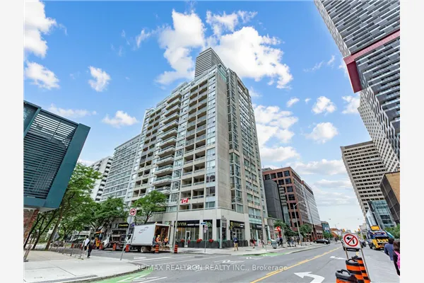 43 Eglinton Avenue E #510