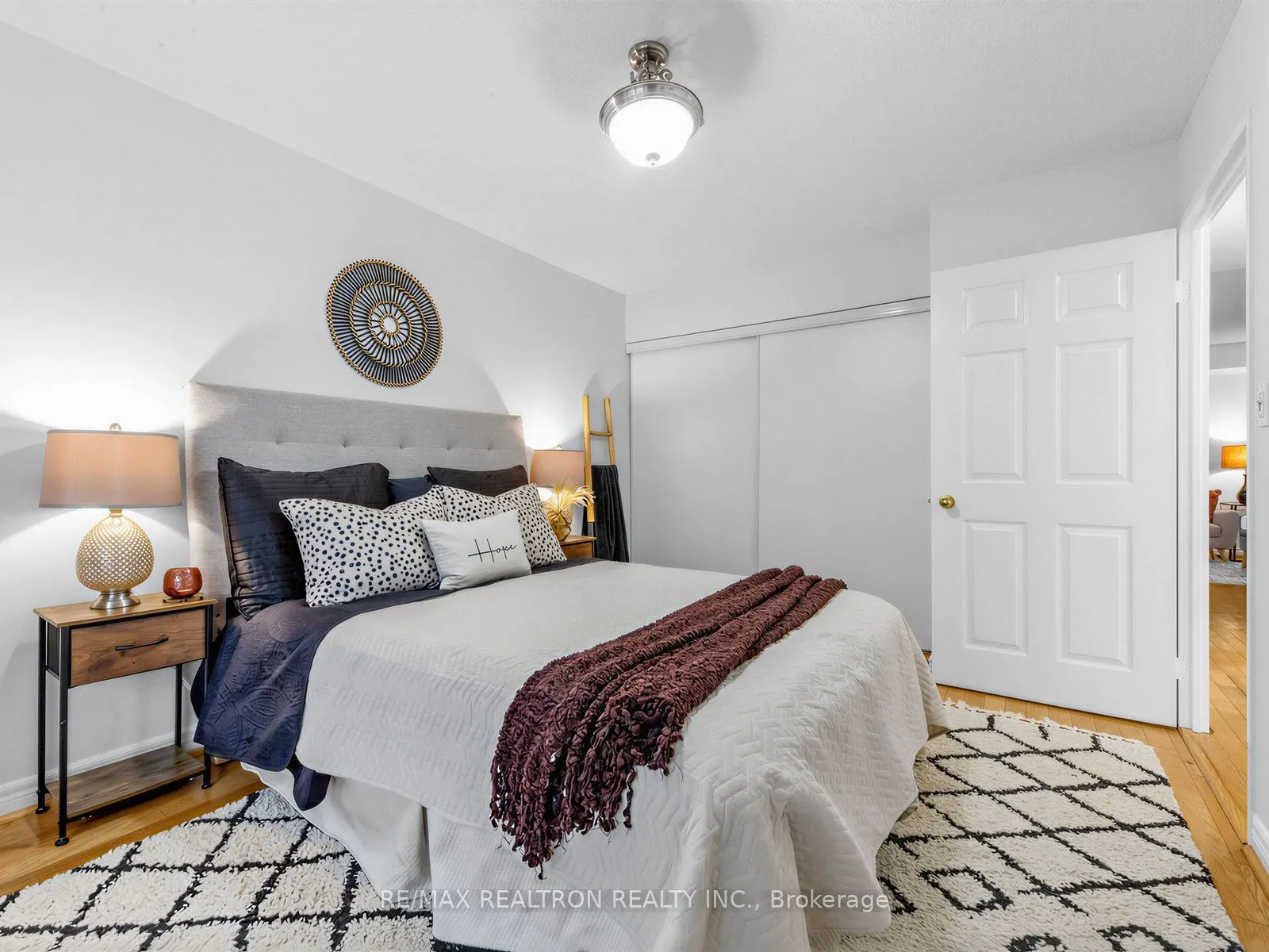 43 Eglinton Avenue E #510
