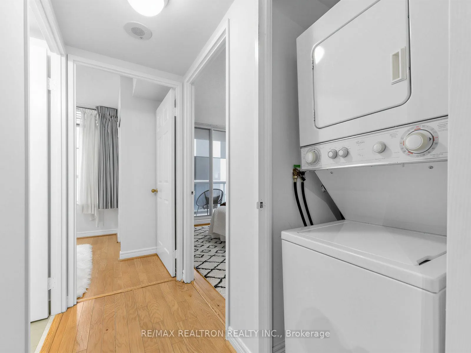 43 Eglinton Avenue E #510