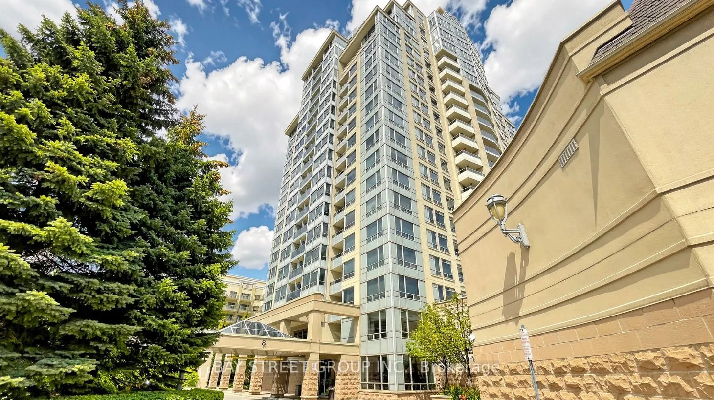 8 Rean Drive #1505