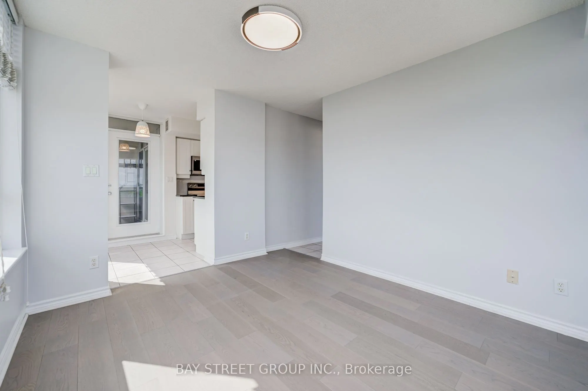 8 Rean Drive #1505
