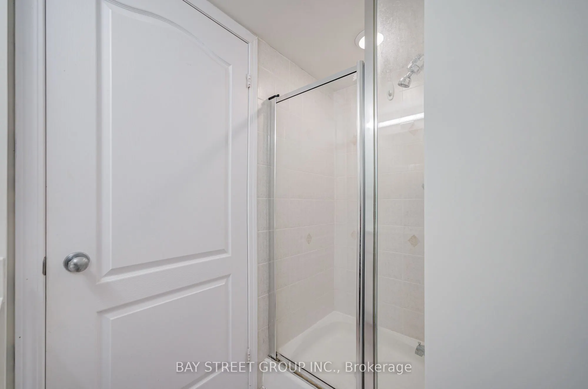 8 Rean Drive #1505