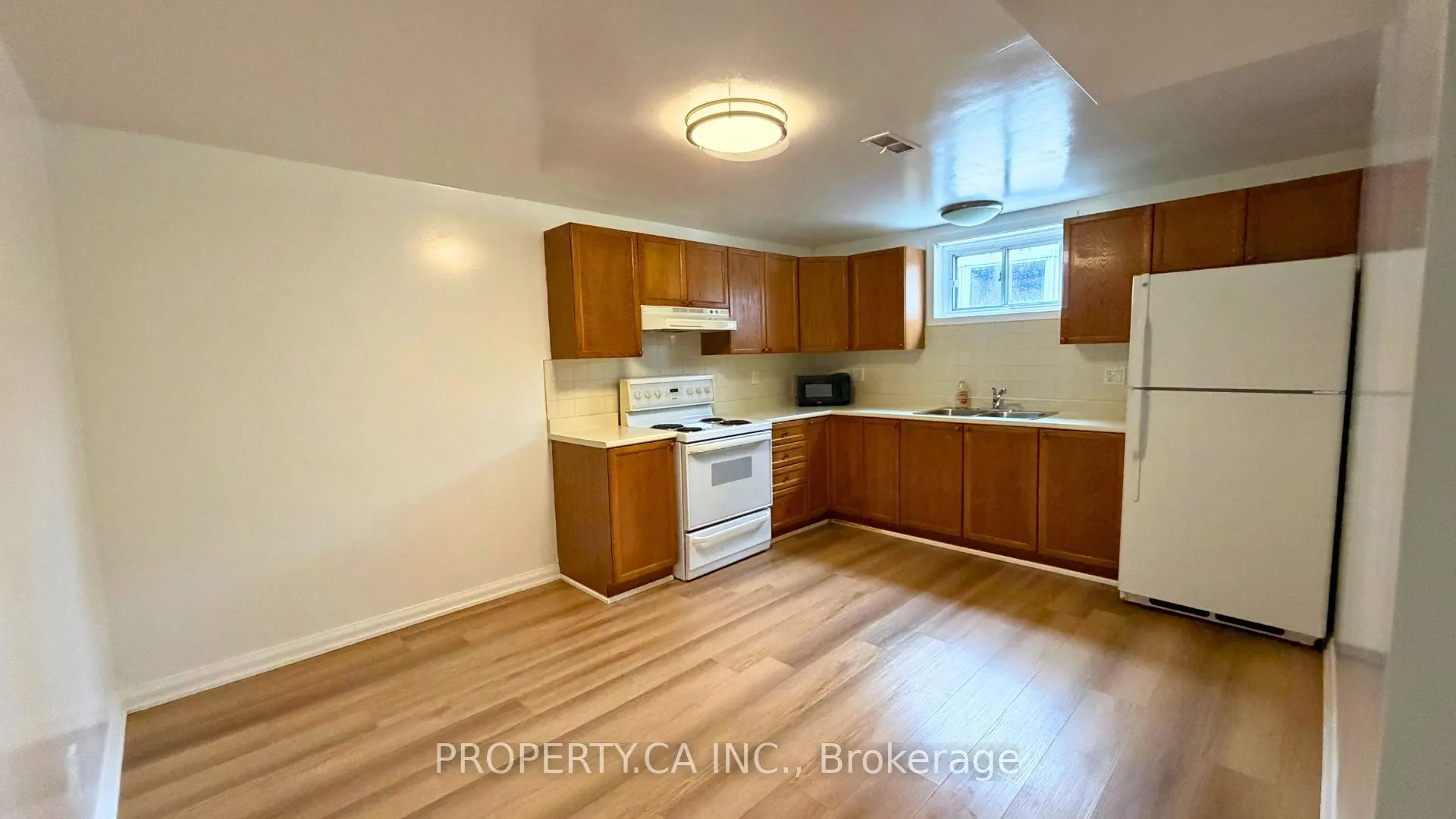 46 Hove Street #Lower Level