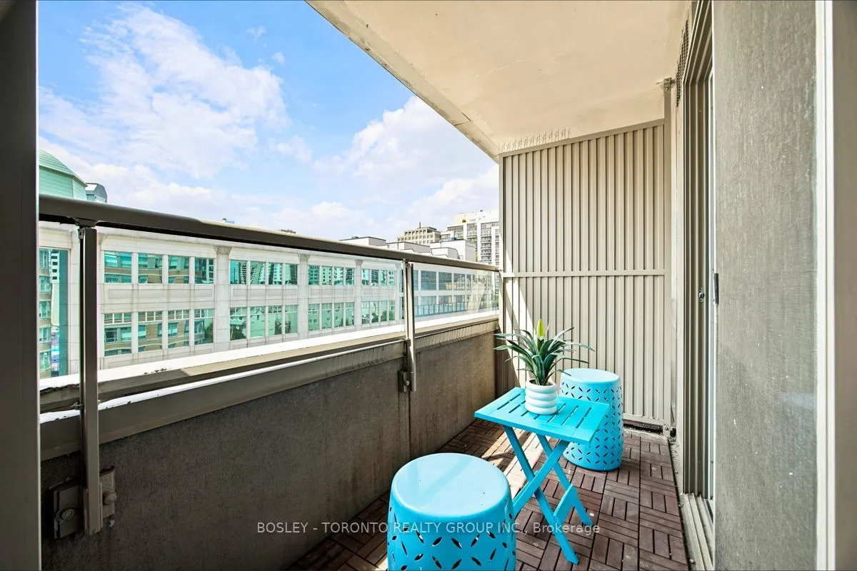 5 Rosehill Avenue #808