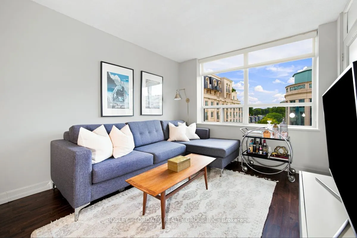 5 Rosehill Avenue #808