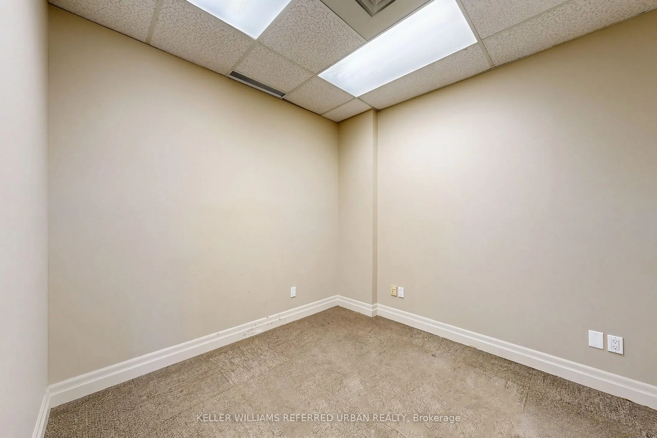 120 Carlton Street #418
