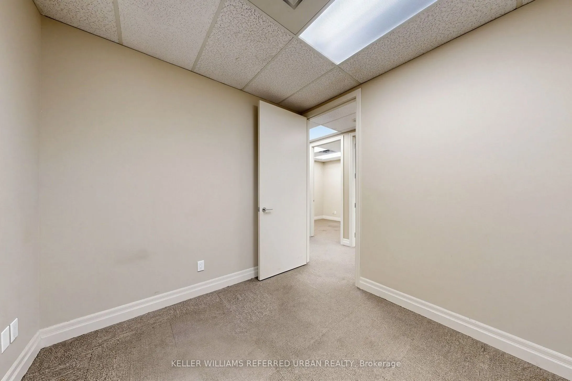 120 Carlton Street #418