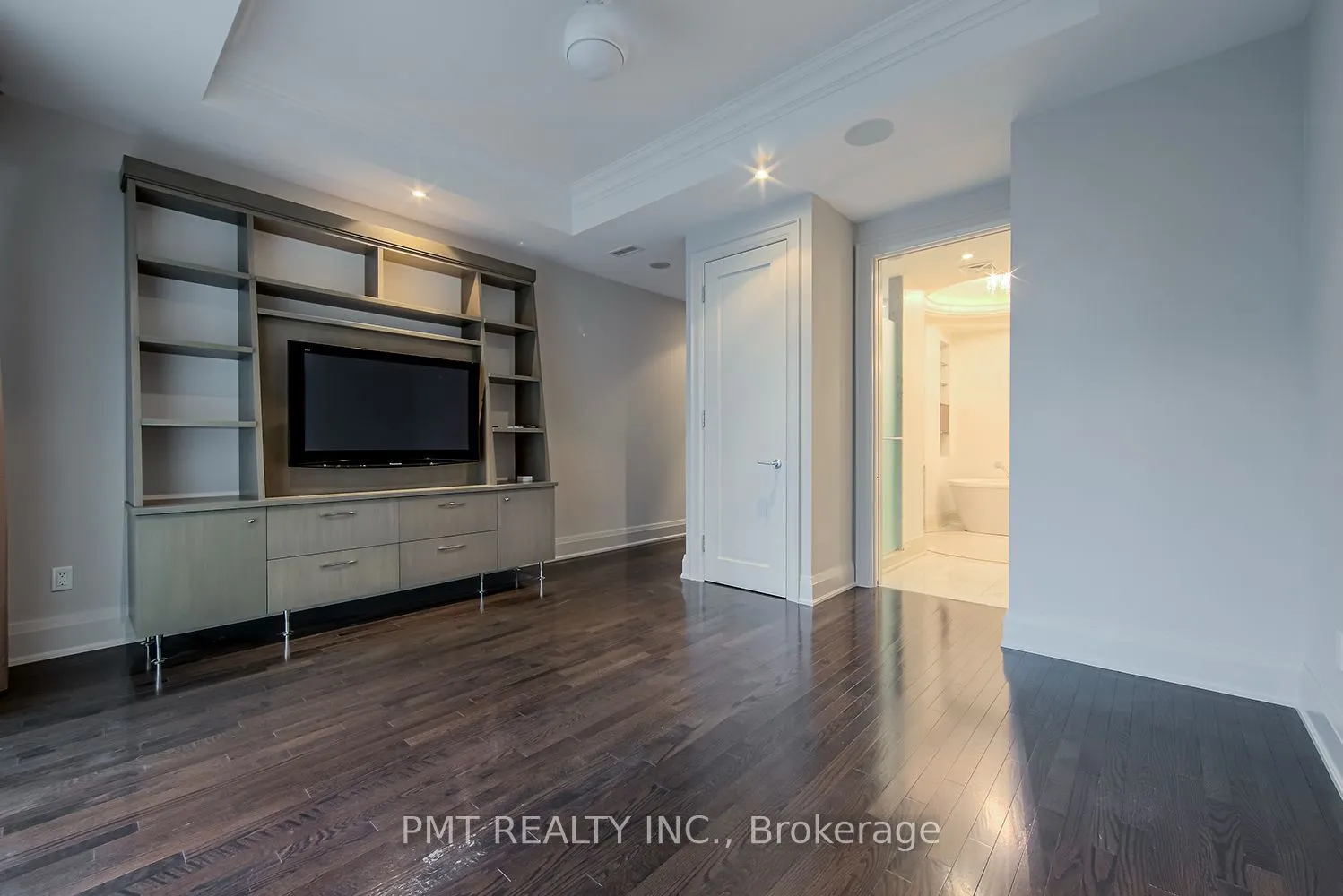 80 Yorkville Avenue #1004