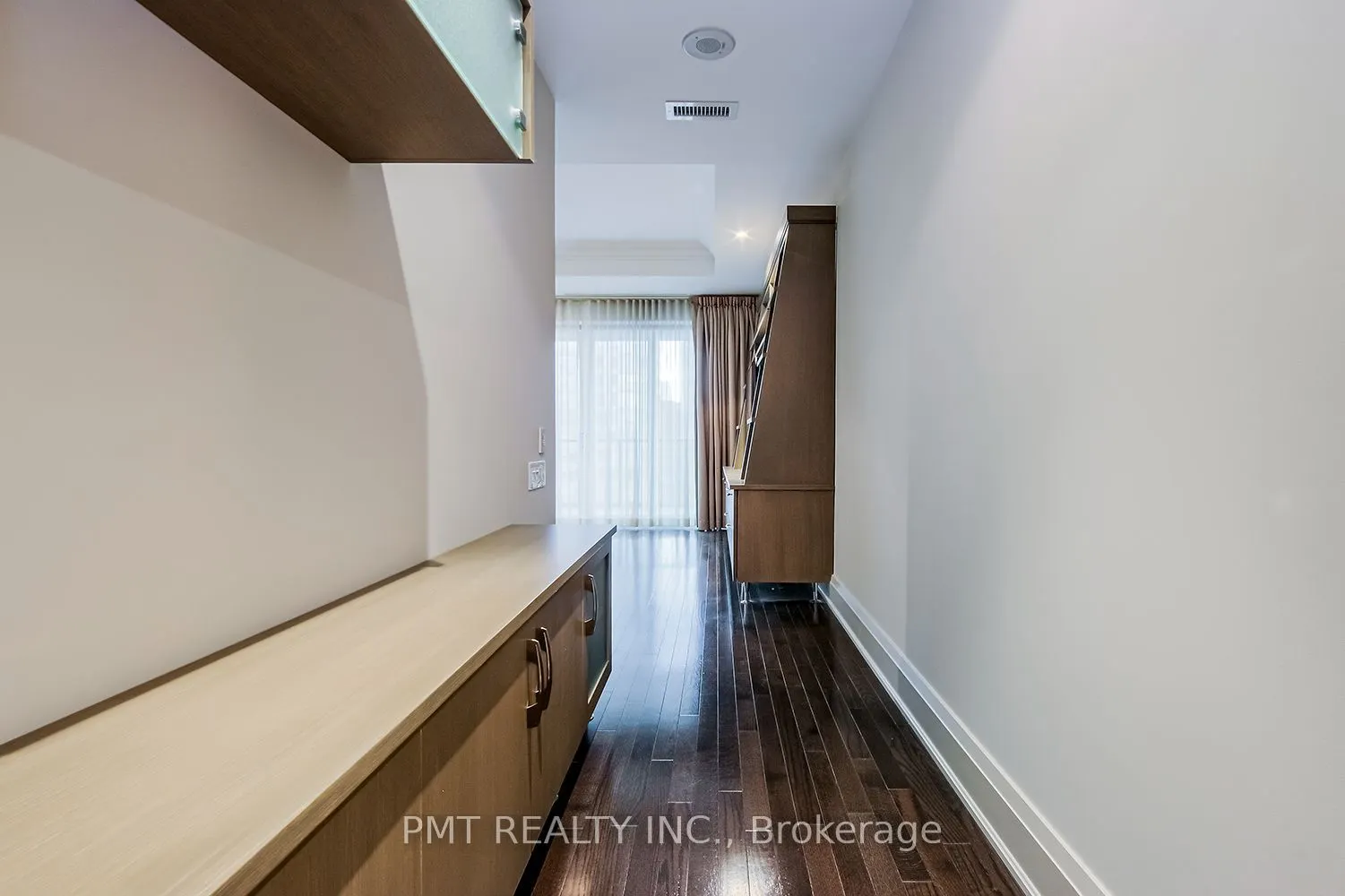 80 Yorkville Avenue #1004