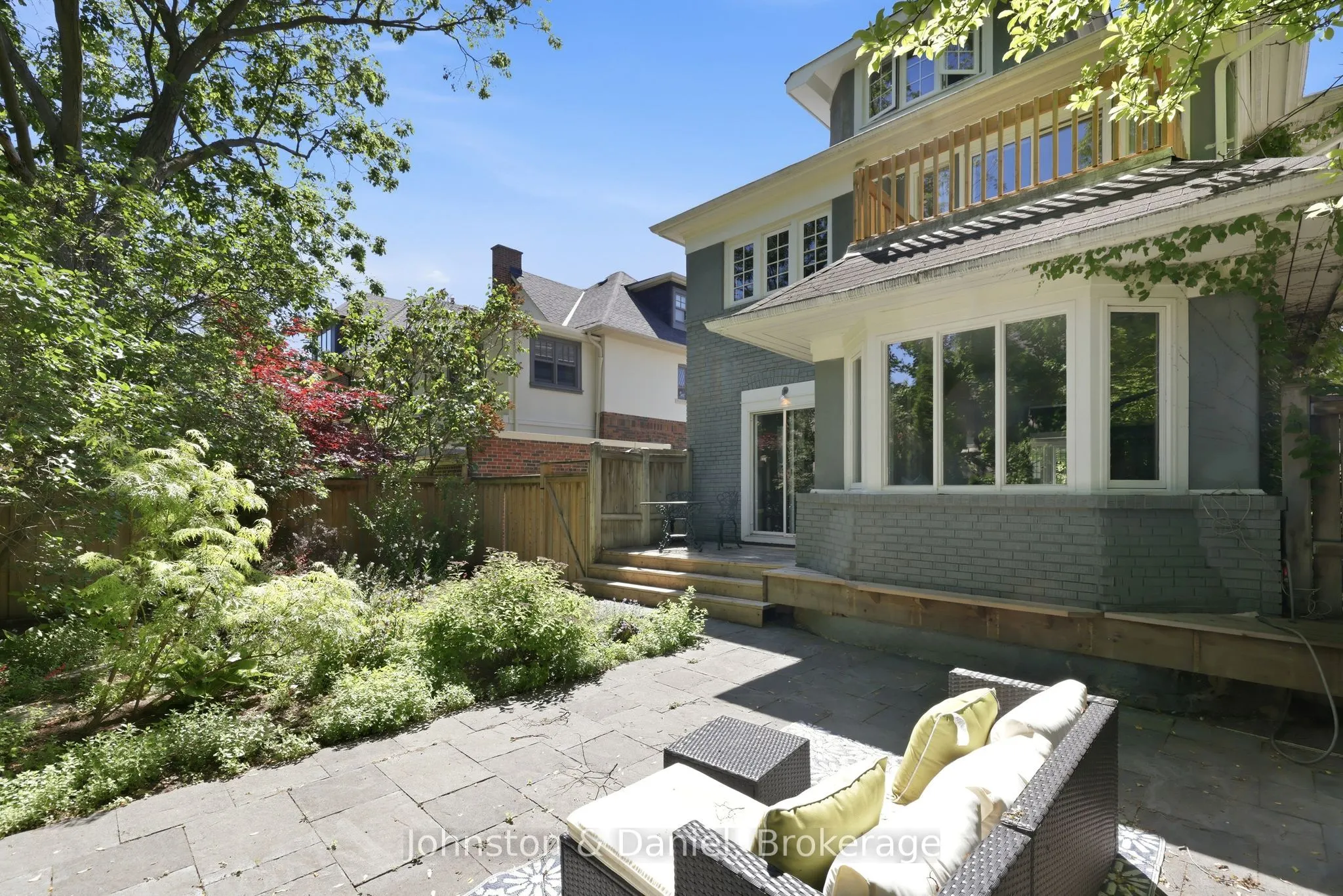 102 Ridge Drive