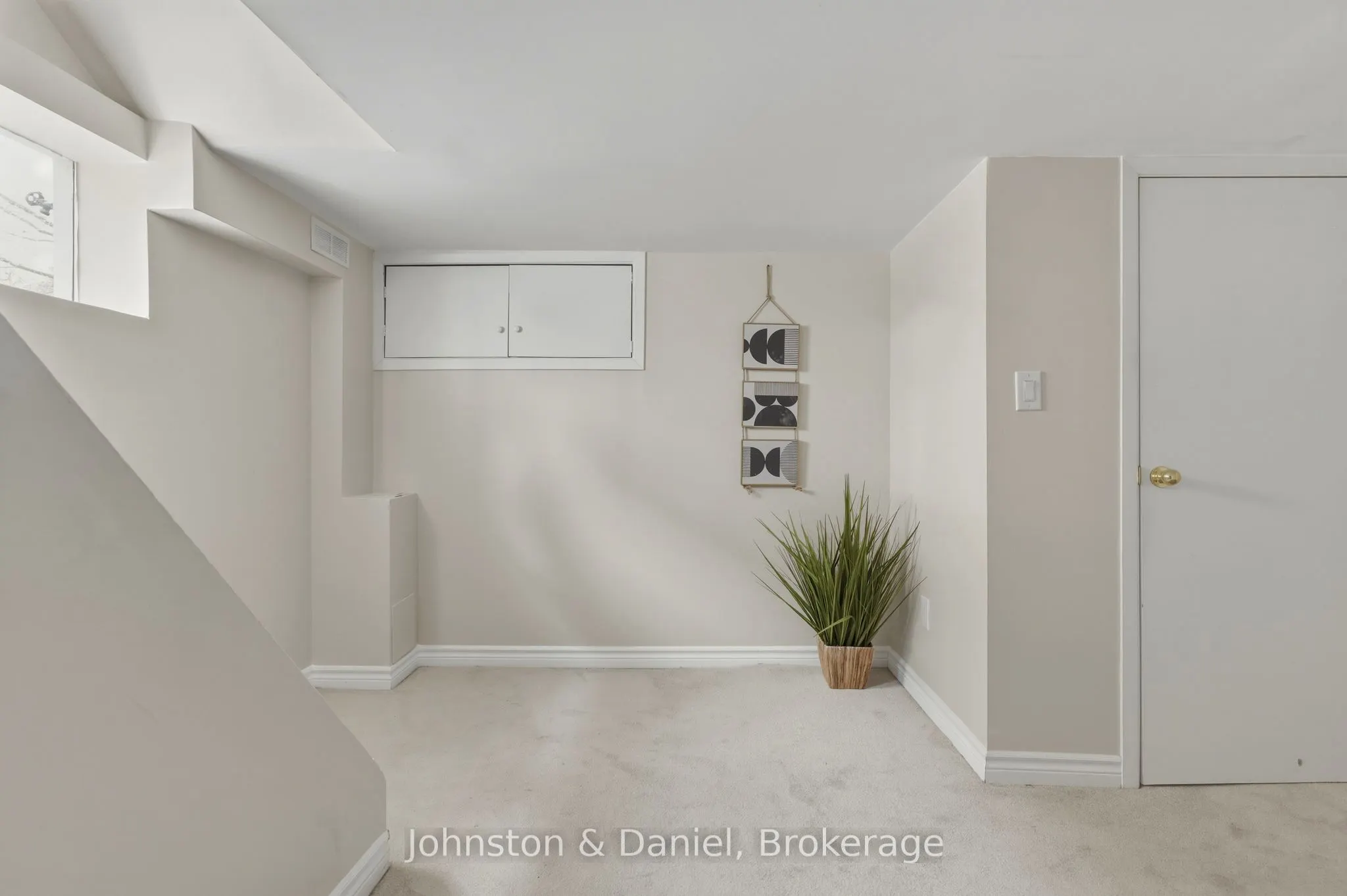 102 Ridge Drive