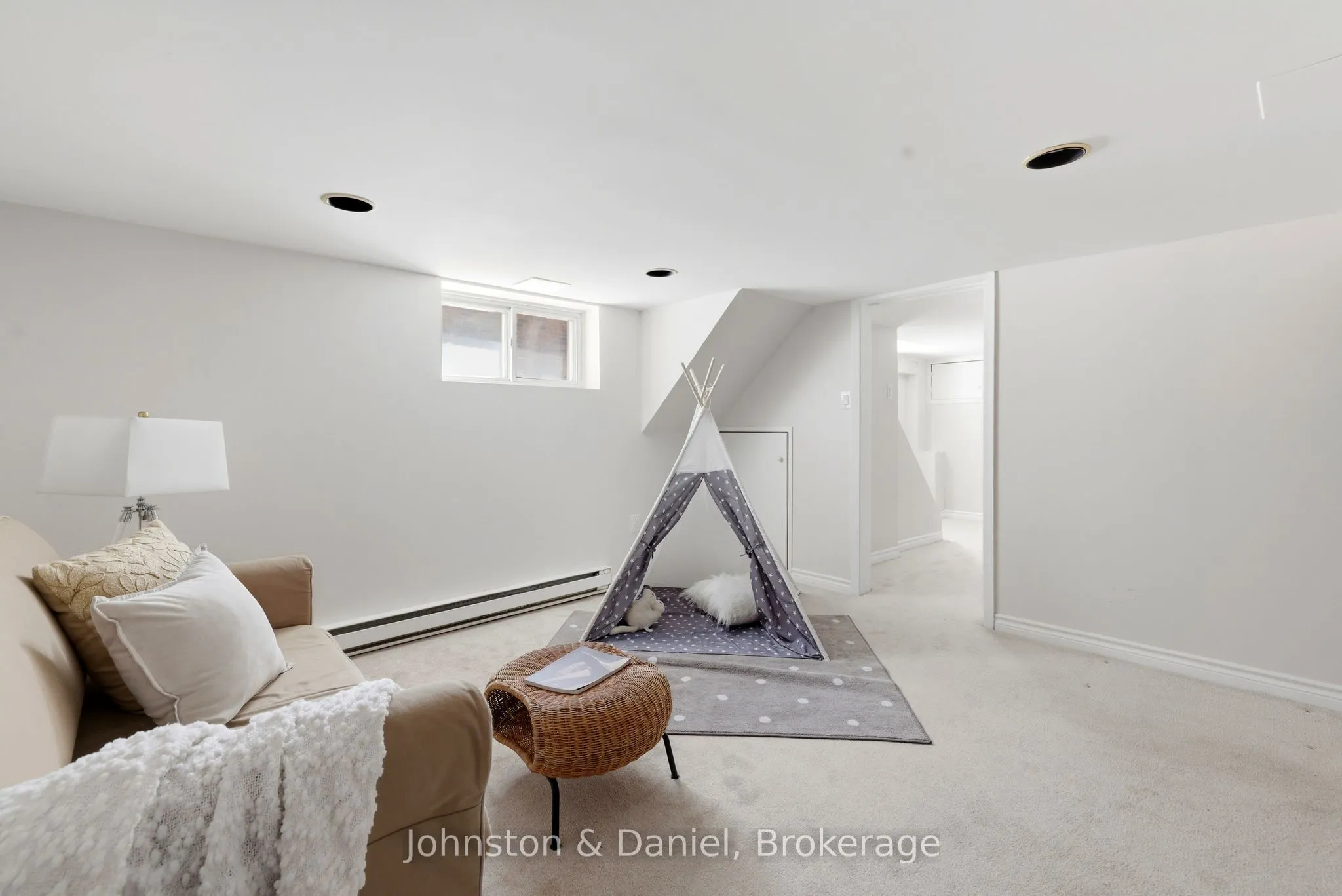 102 Ridge Drive