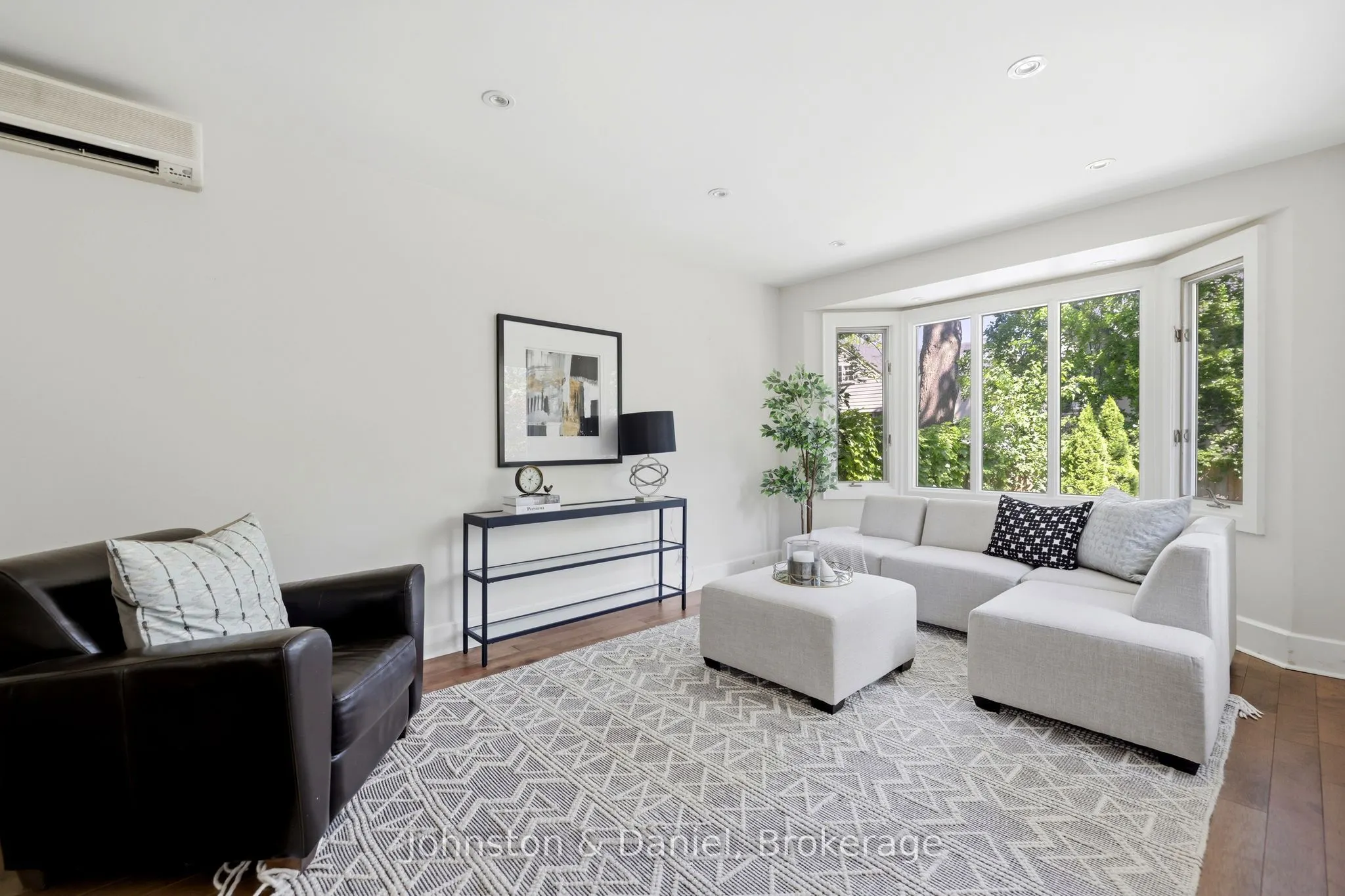 102 Ridge Drive