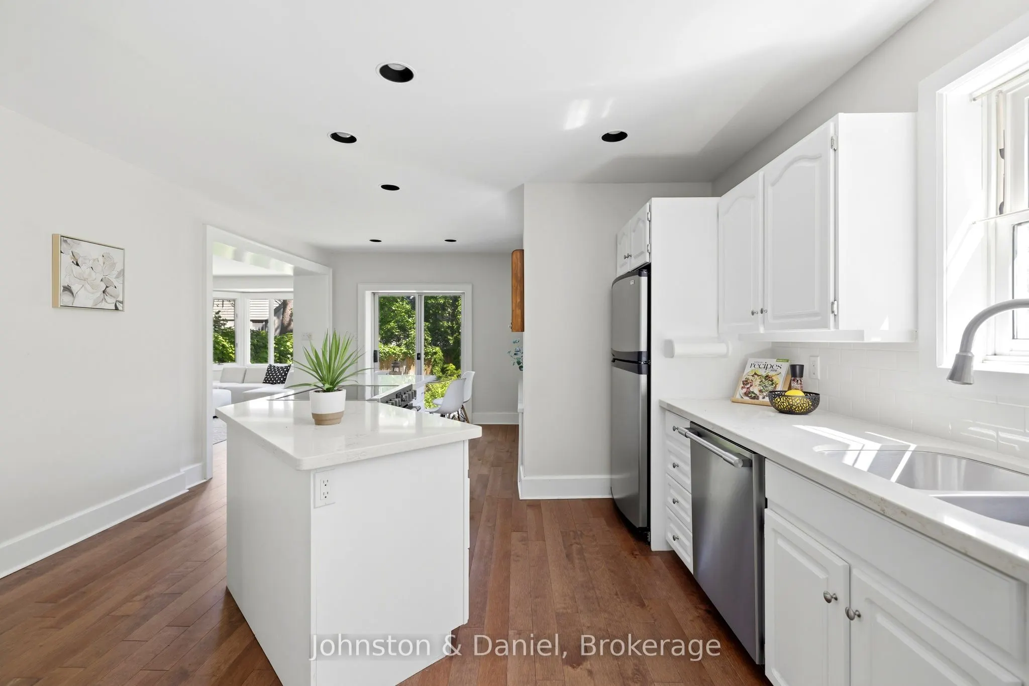 102 Ridge Drive