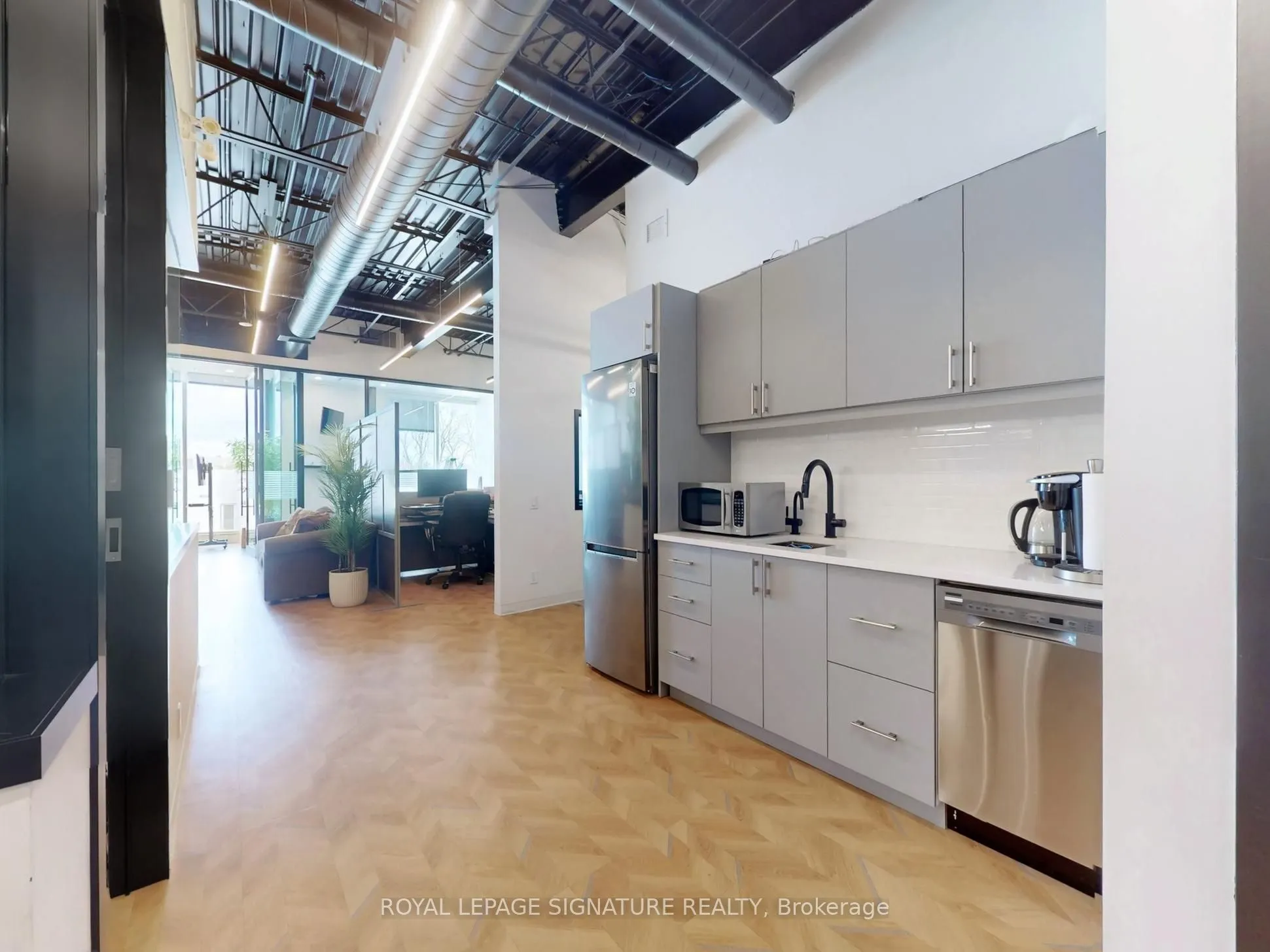 52 Scarsdale Road #207