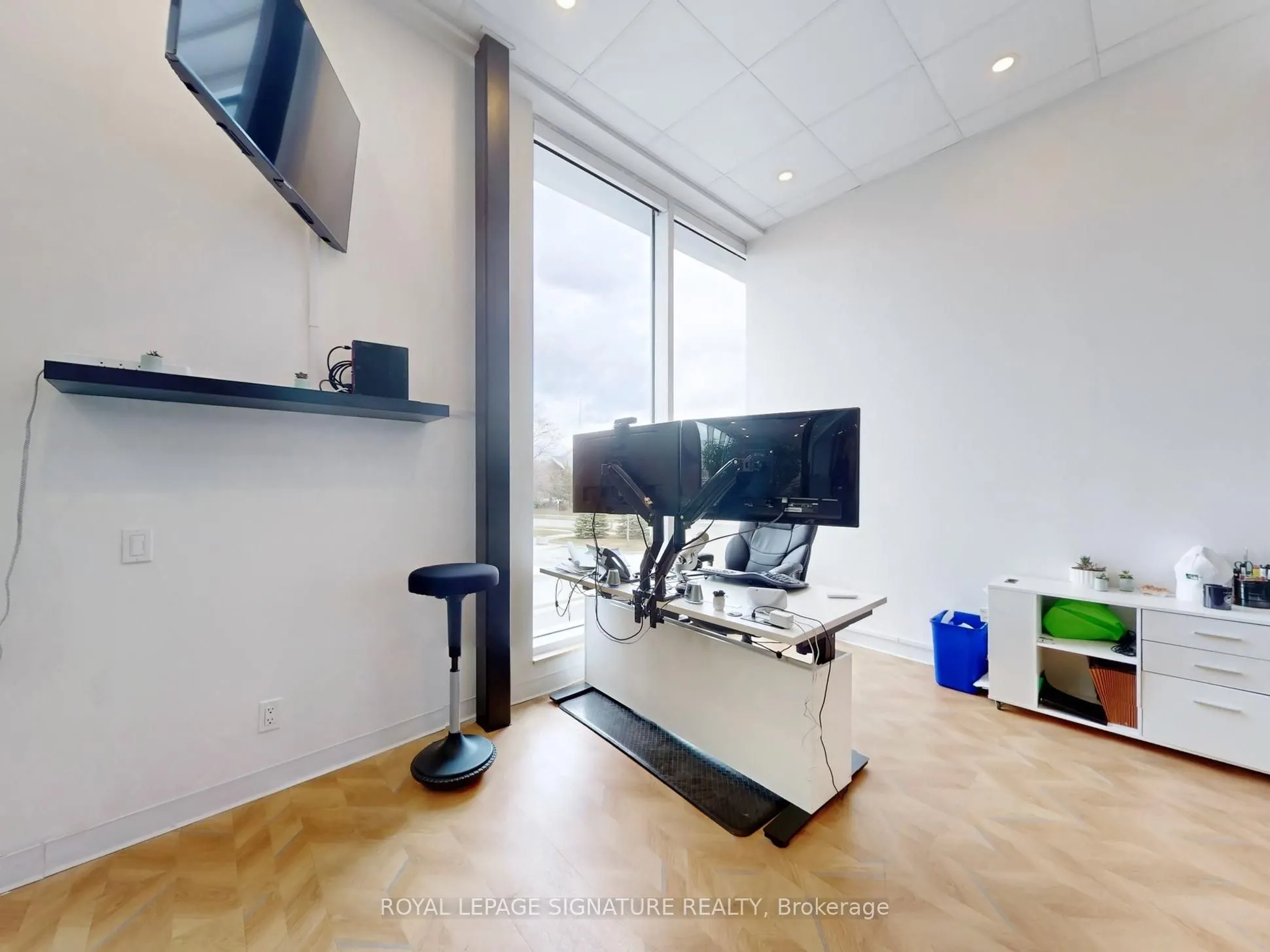 52 Scarsdale Road #207
