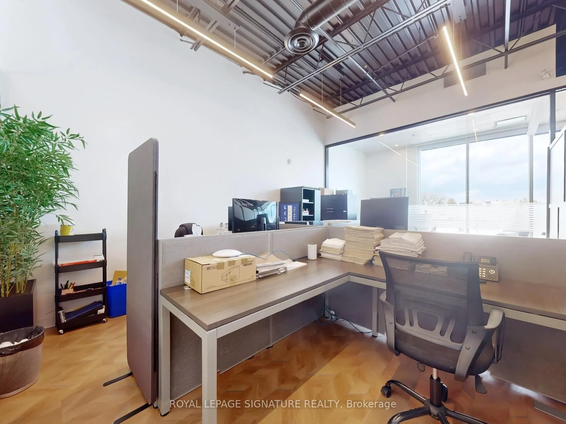 52 Scarsdale Road #207