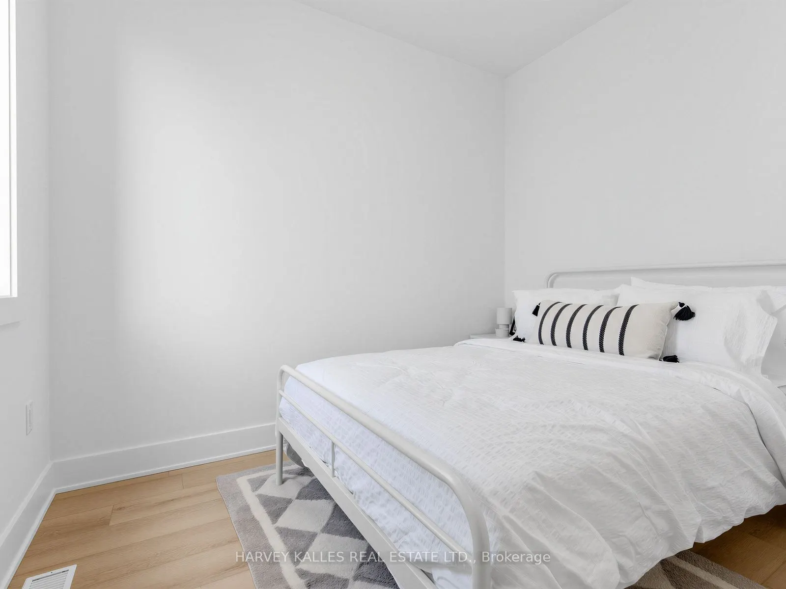 45 Bellevue Avenue #3a