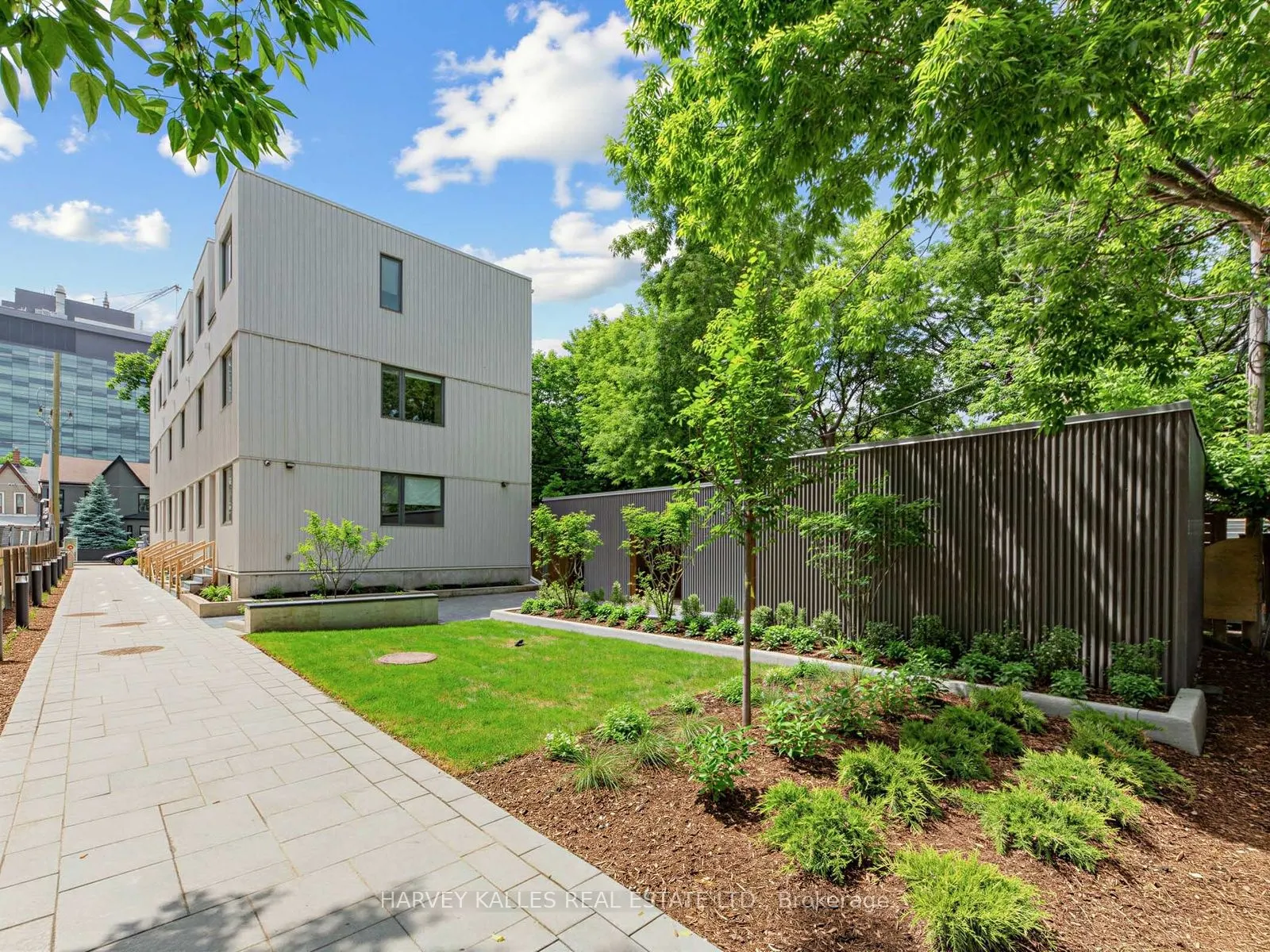45 Bellevue Avenue #3a