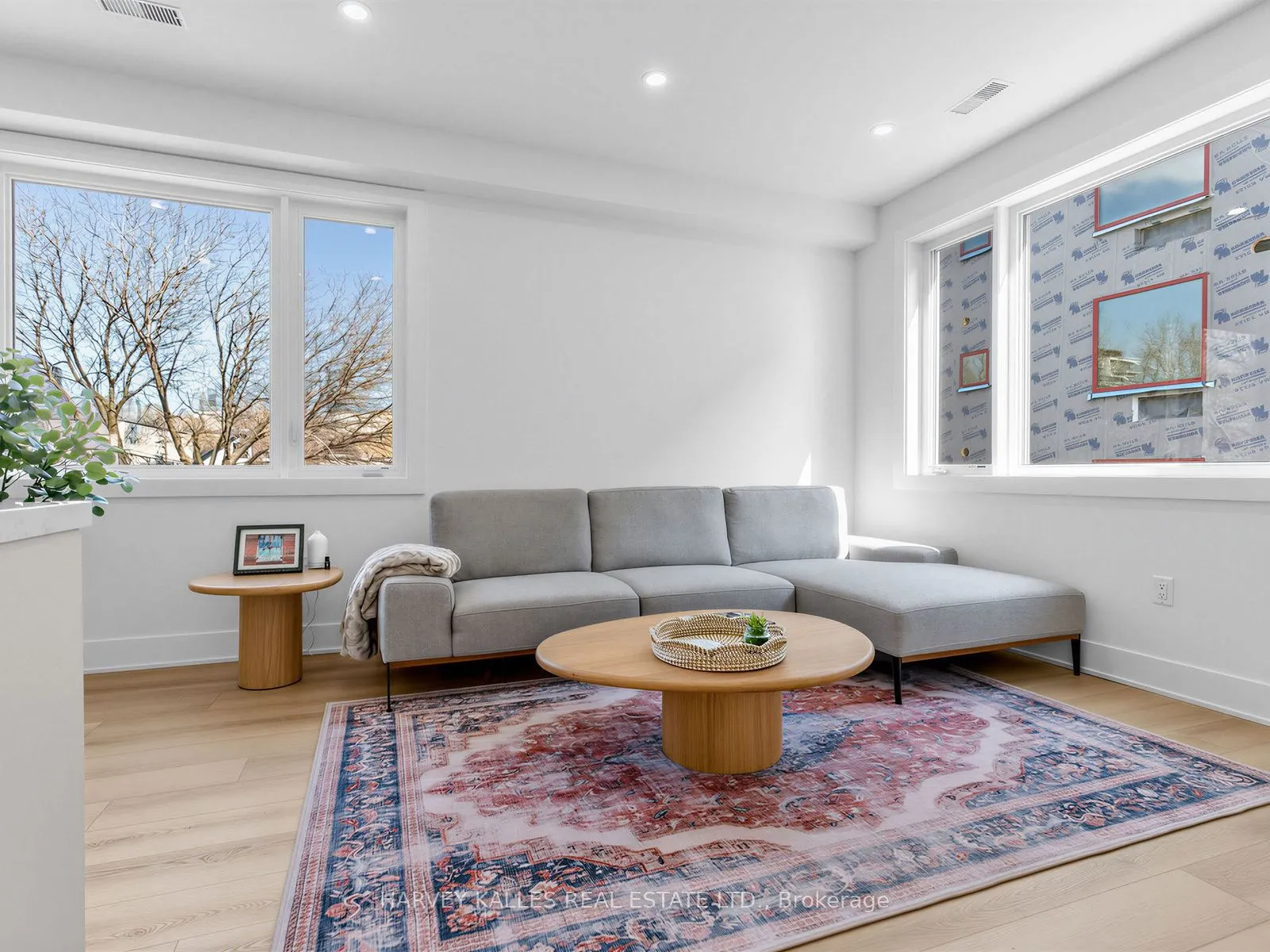 45 Bellevue Avenue #3a