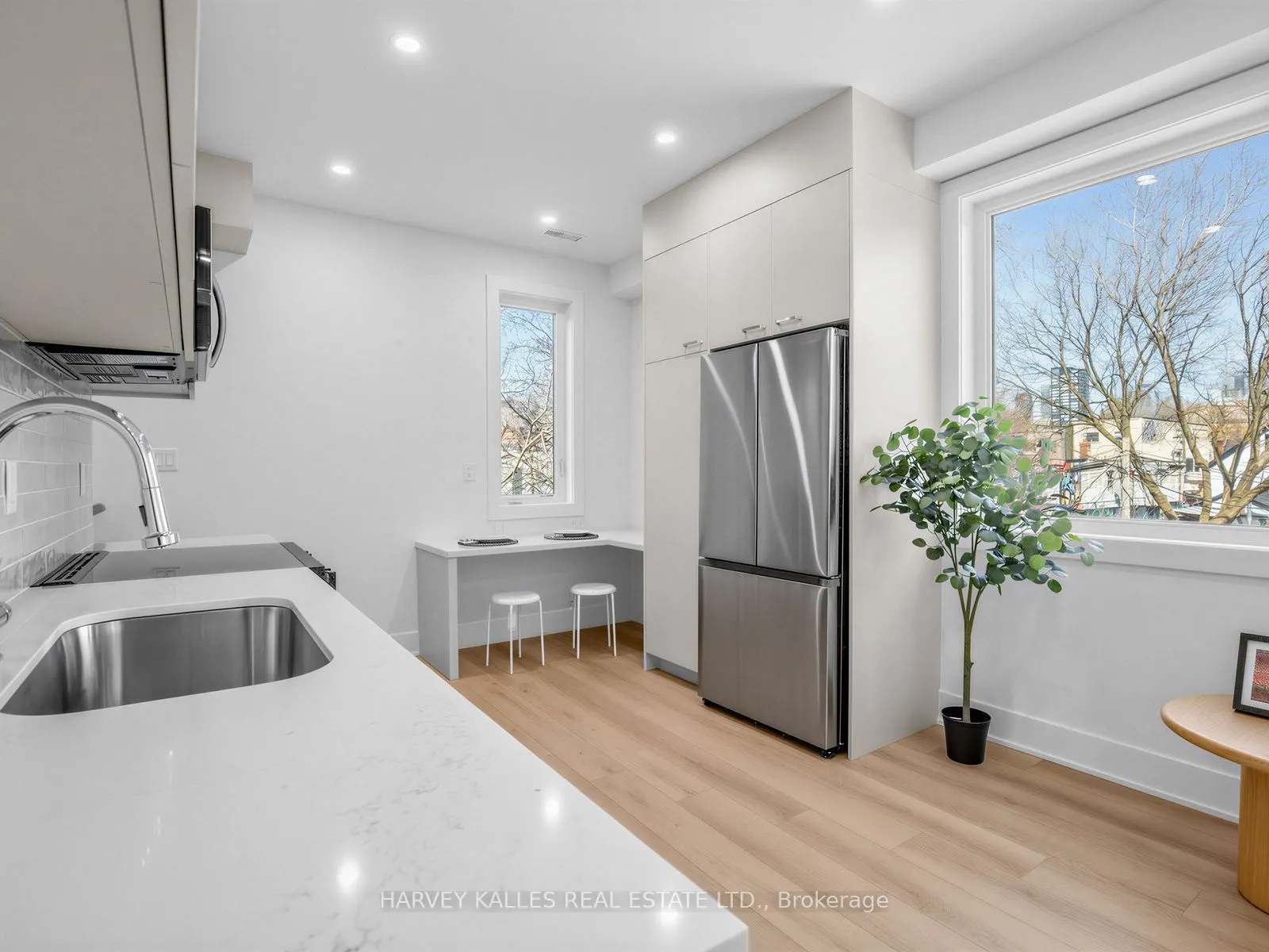 45 Bellevue Avenue #3a