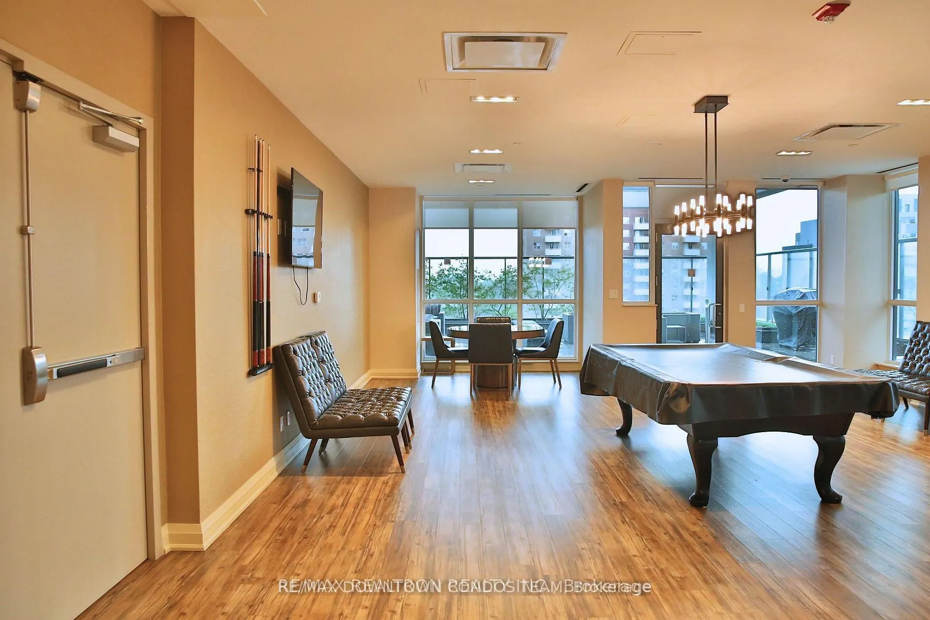 1486 Bathurst Street #303
