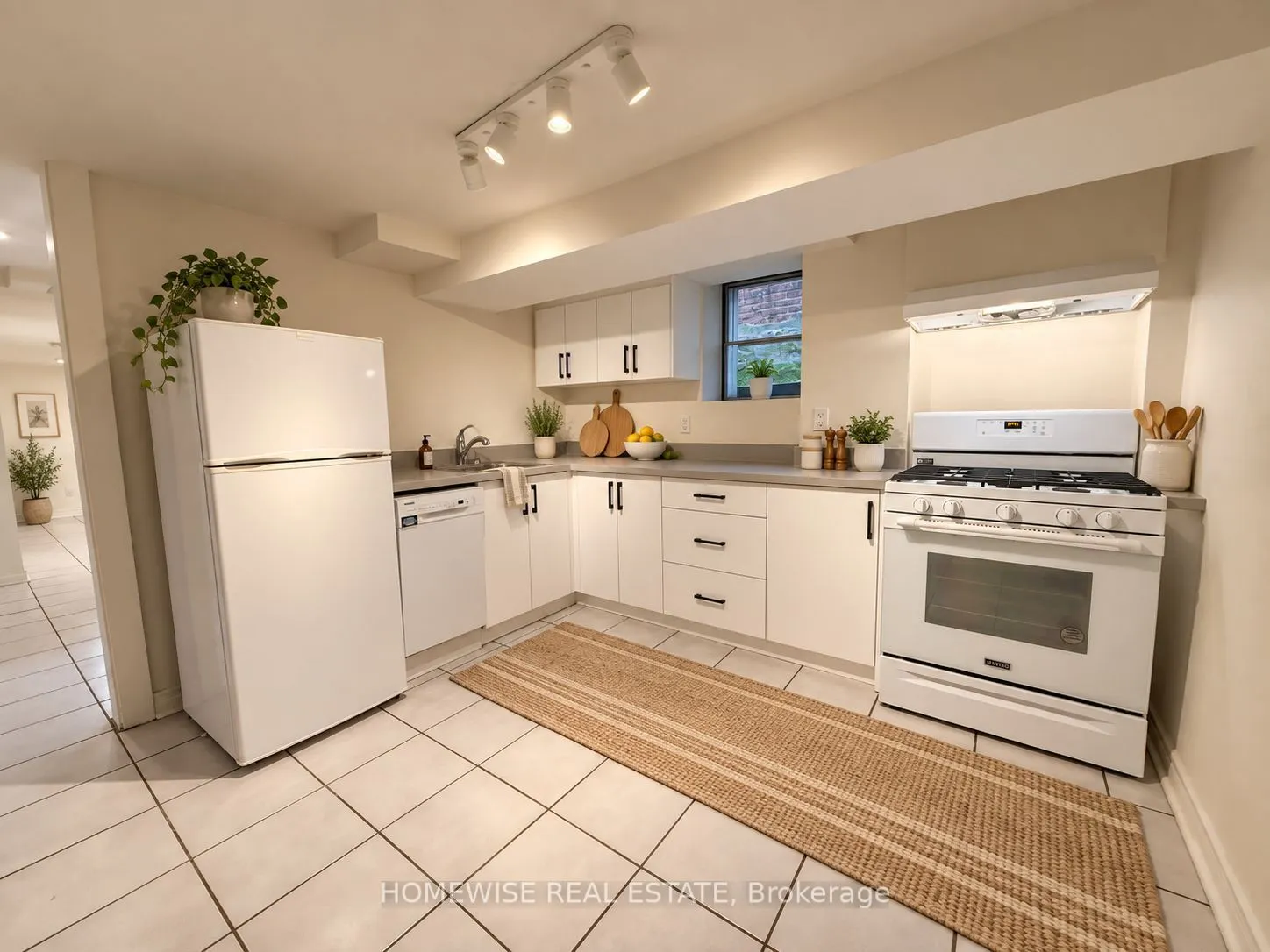 261 Ossington Avenue #Lower